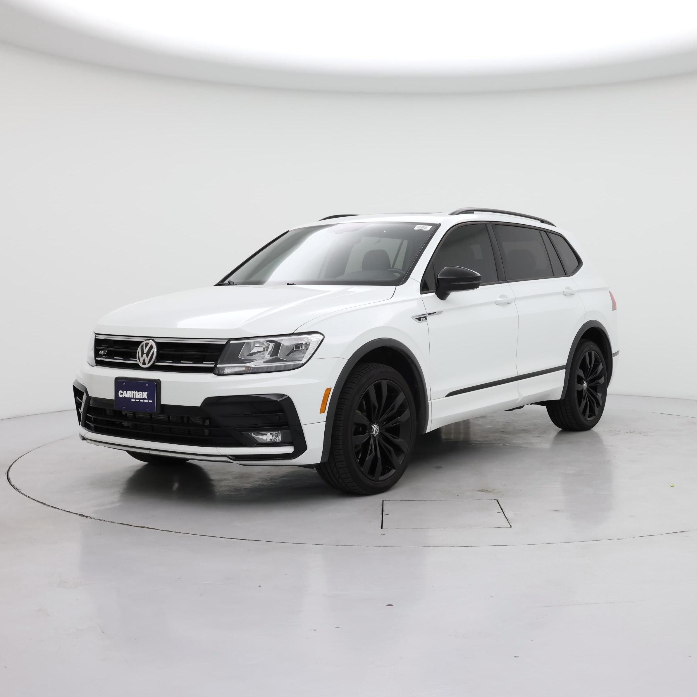 Thumbnail: 2020 Volkswagen Tiguan - 4