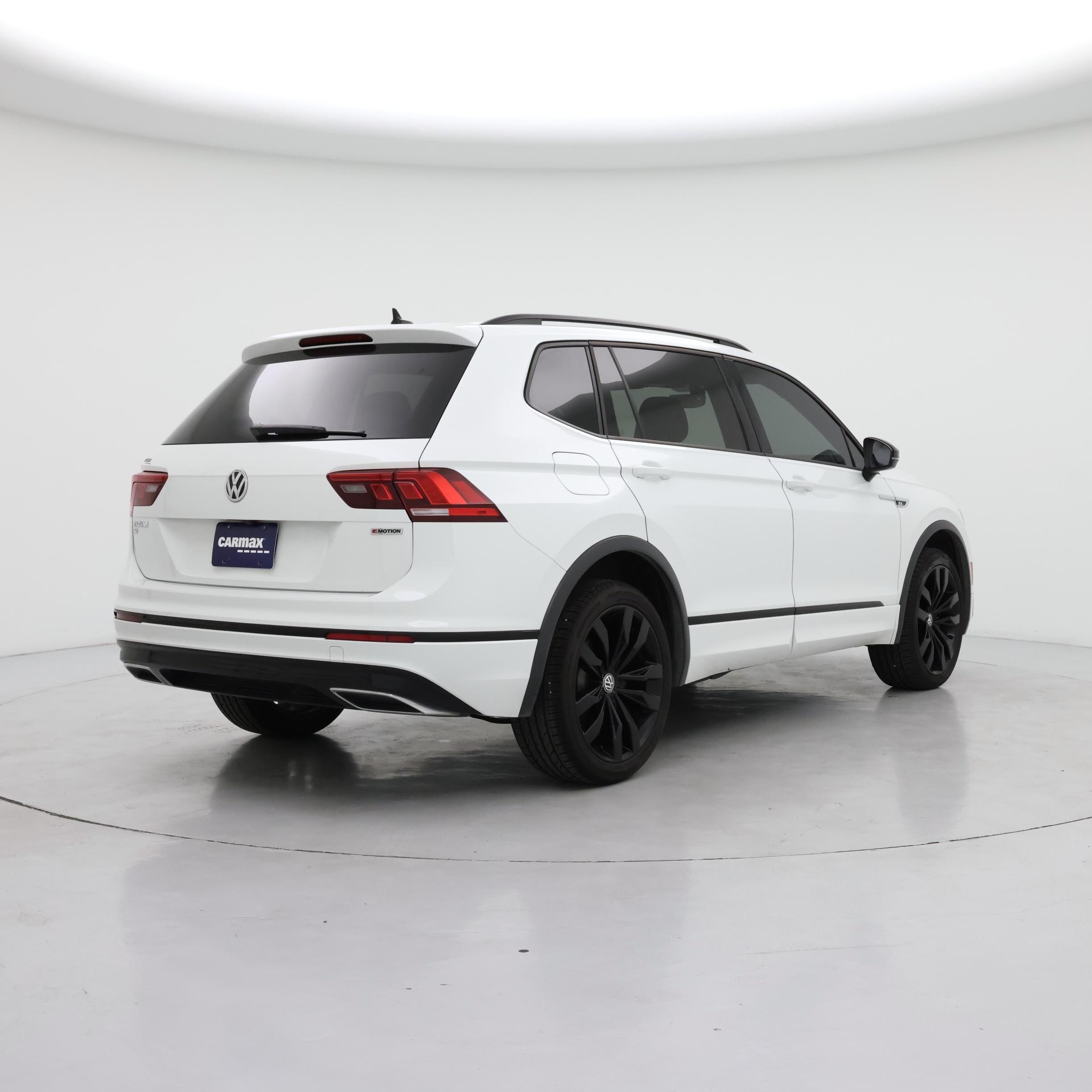 Thumbnail: 2020 Volkswagen Tiguan - 8