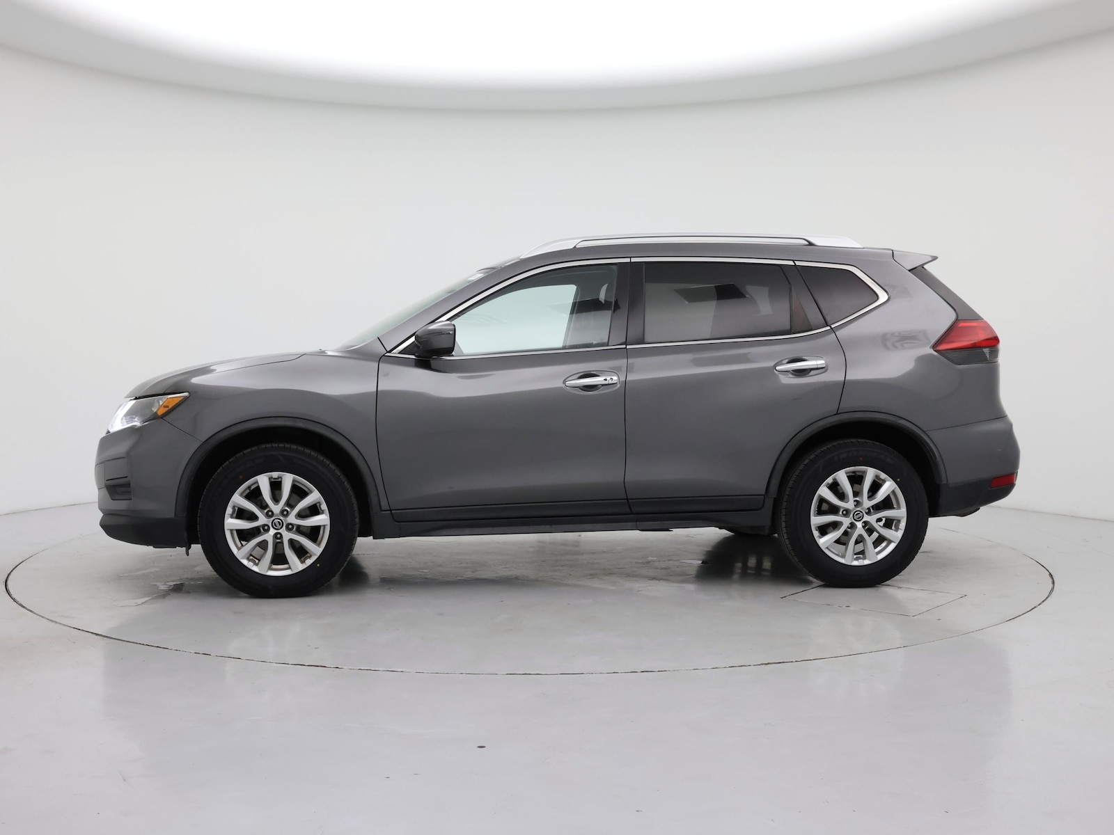 Image 4 of 2017 Nissan Rogue SV