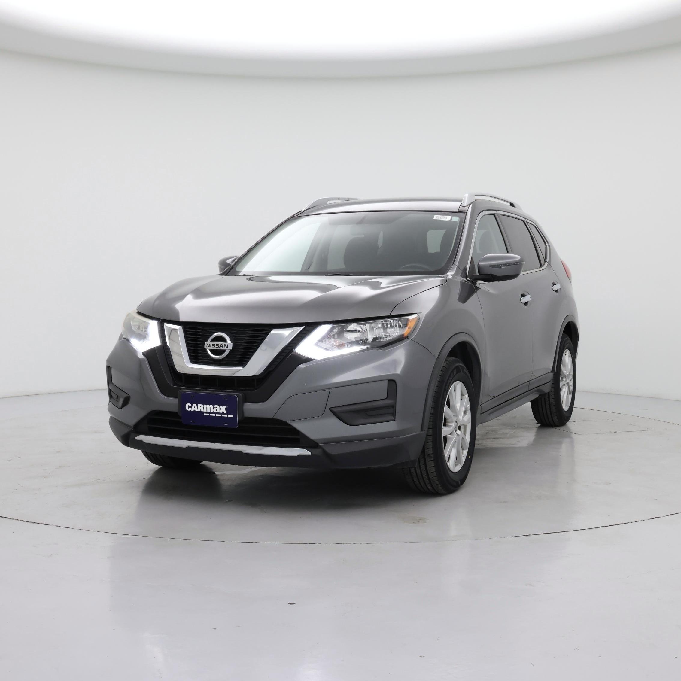 Thumbnail: 2017 Nissan Rogue - 4