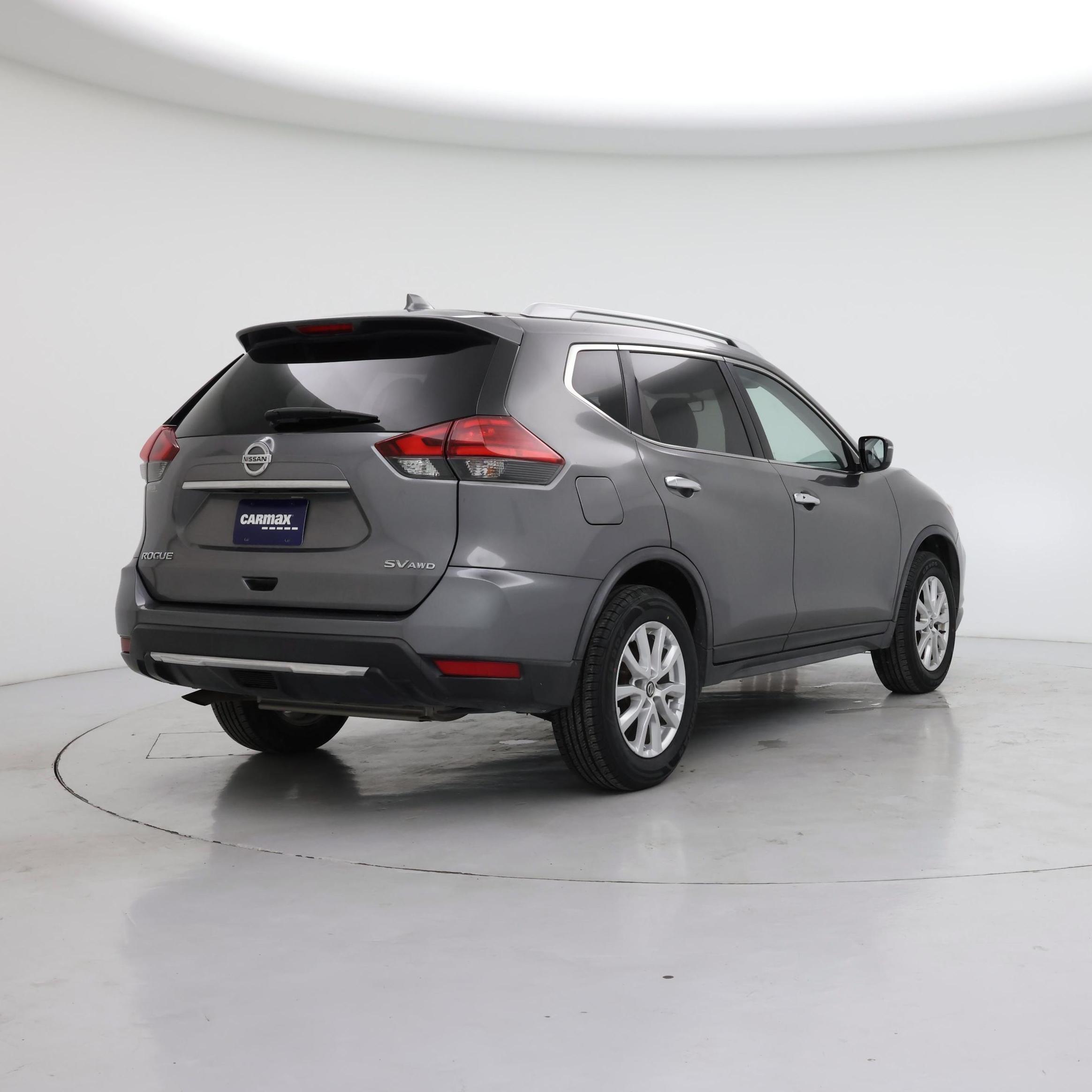 Thumbnail: 2017 Nissan Rogue - 8