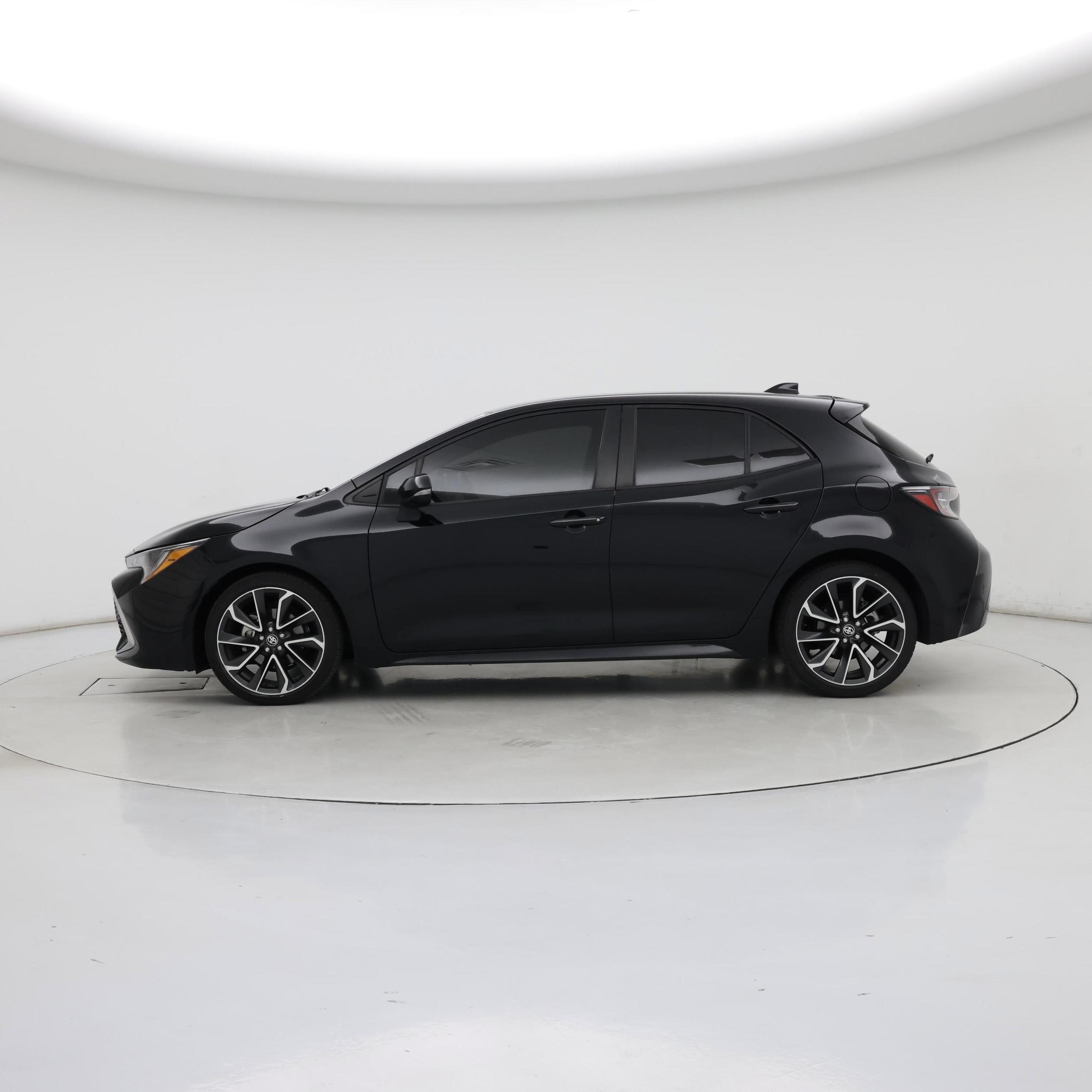 Thumbnail: 2022 Toyota Corolla - 3