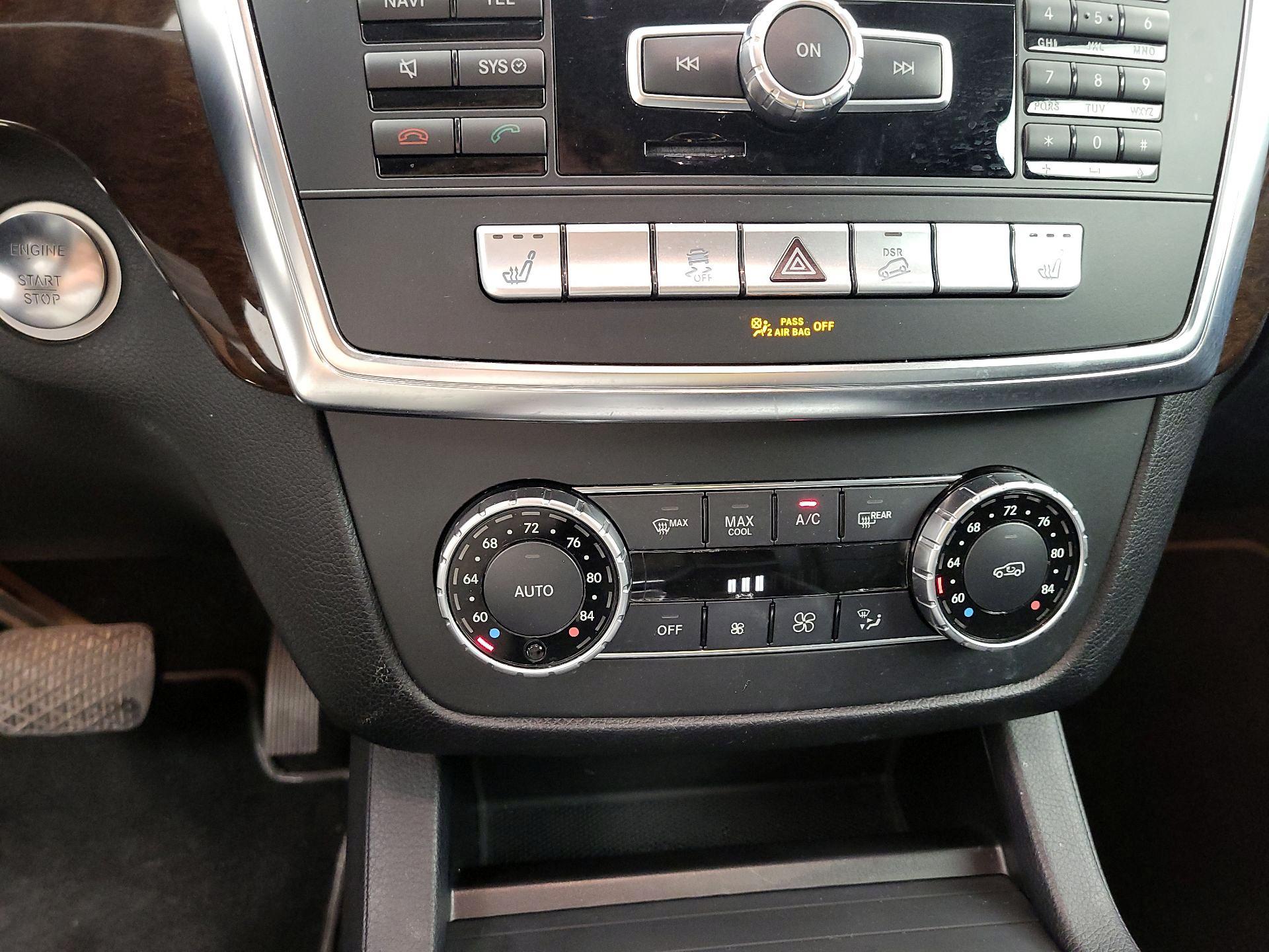 Thumbnail: 2014 Mercedes-Benz M-Class - 17