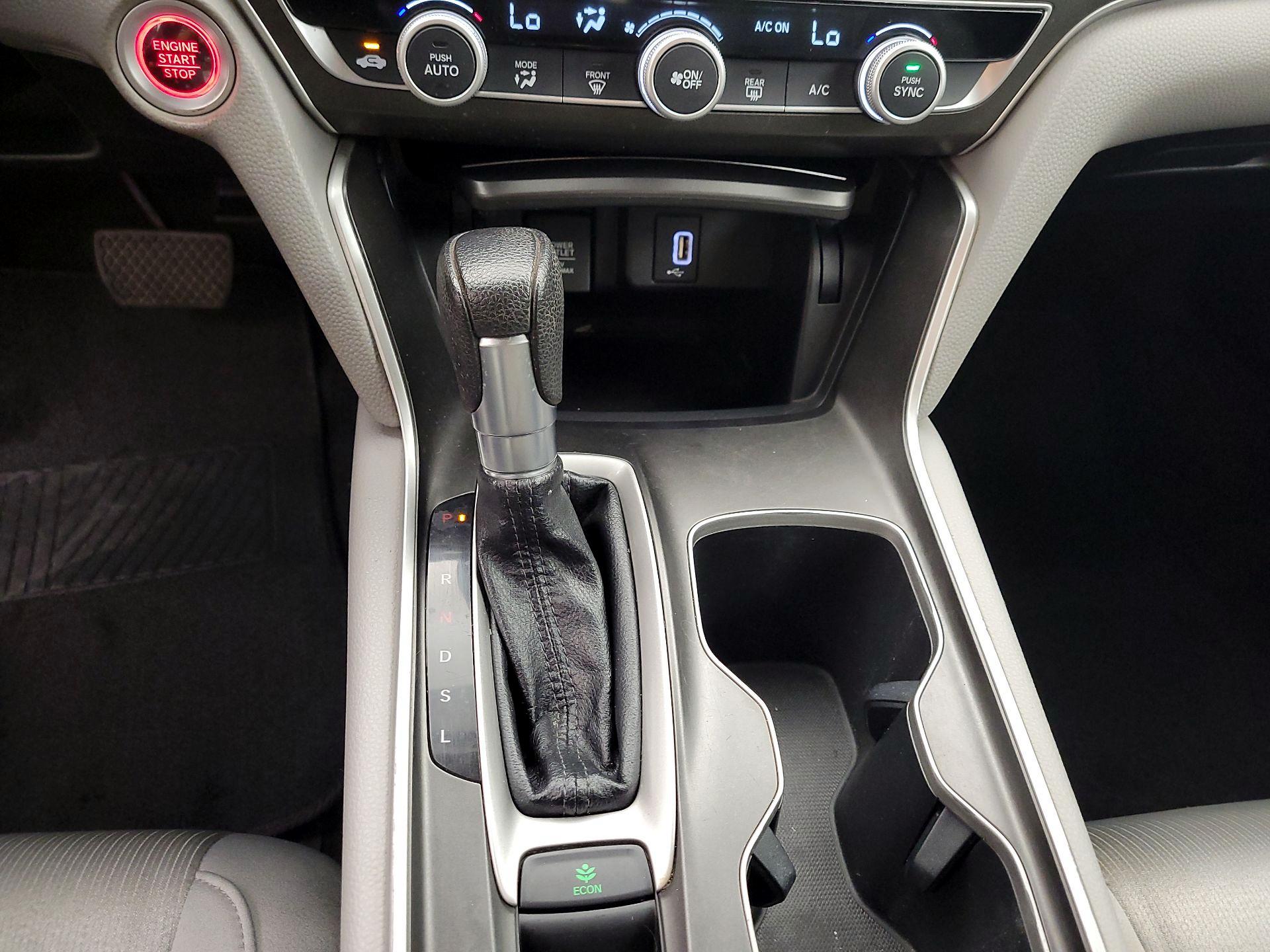 Thumbnail: 2018 Honda Accord - 17
