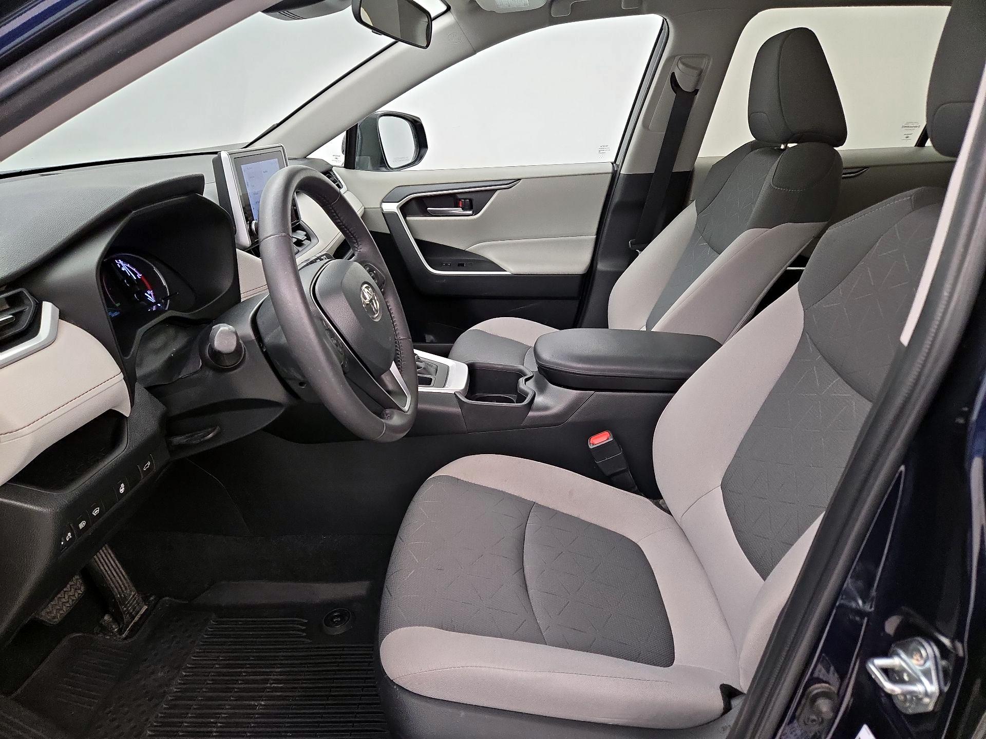 Thumbnail: 2023 Toyota RAV4 - 11