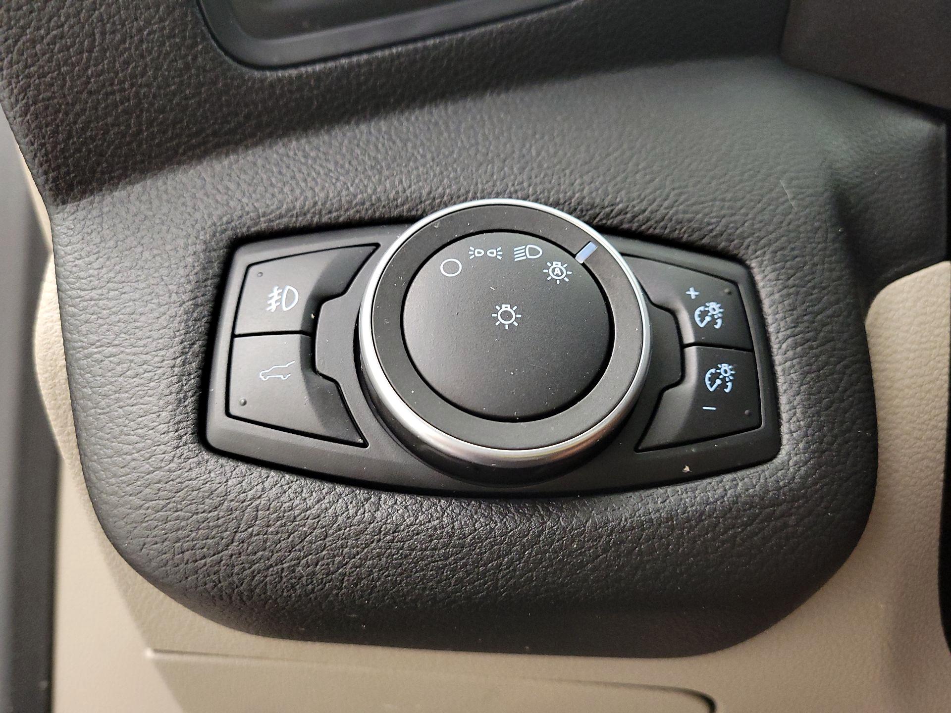 Thumbnail: 2019 Ford Escape - 13