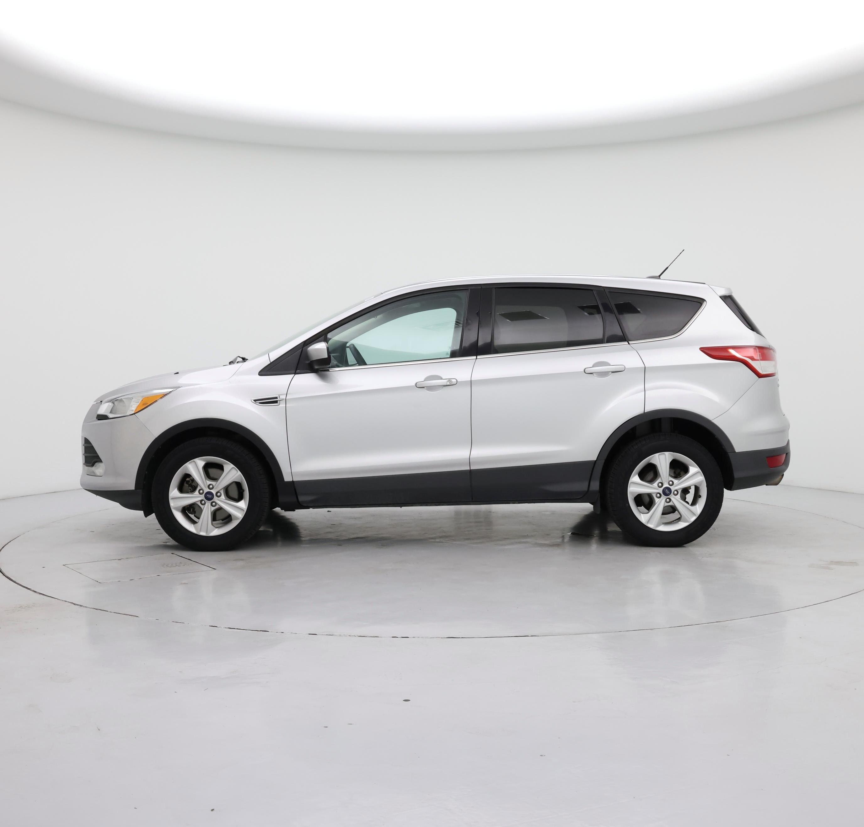 Thumbnail: 2015 Ford Escape - 3