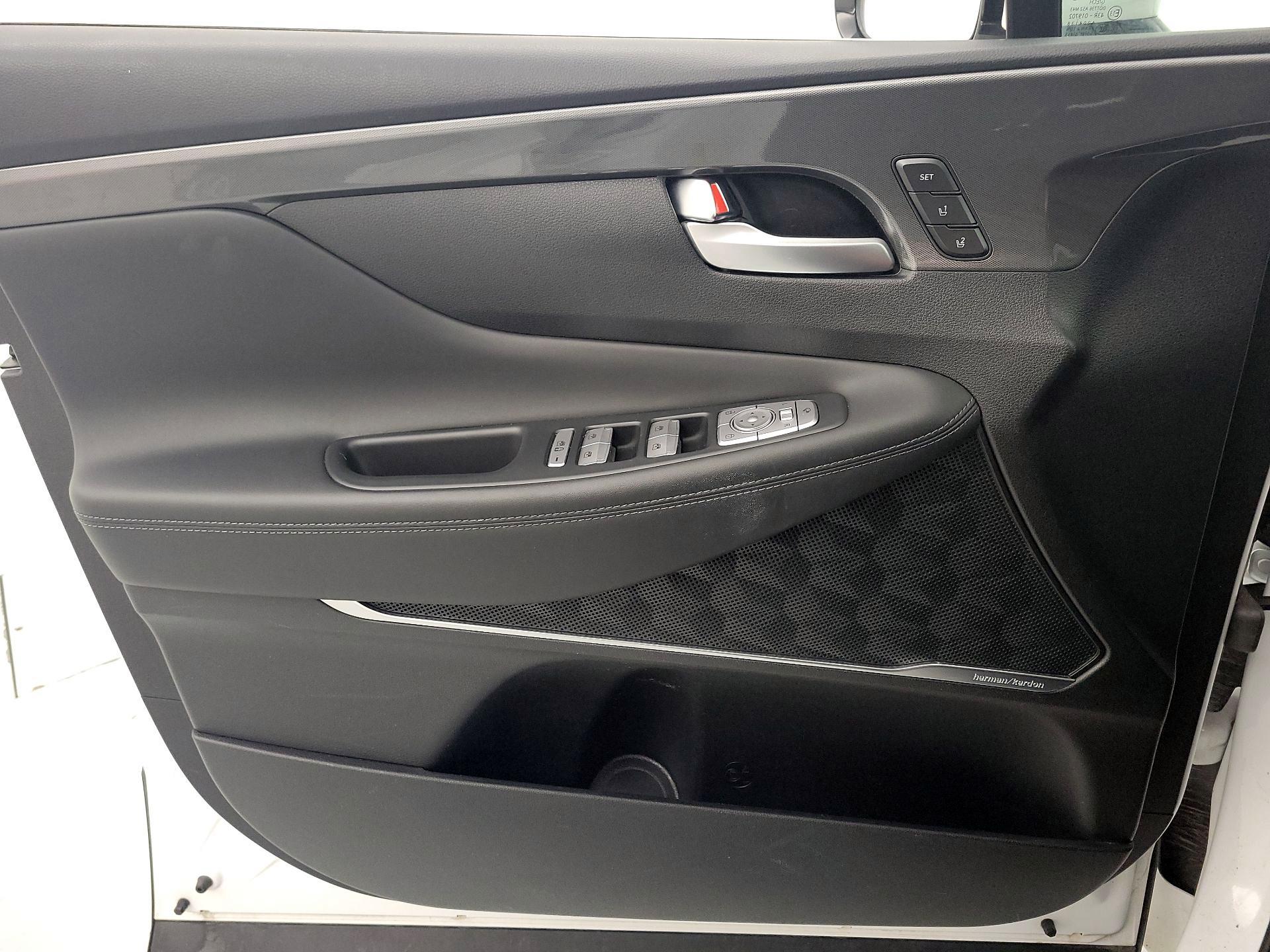 Thumbnail: 2022 Hyundai Santa Fe - 12