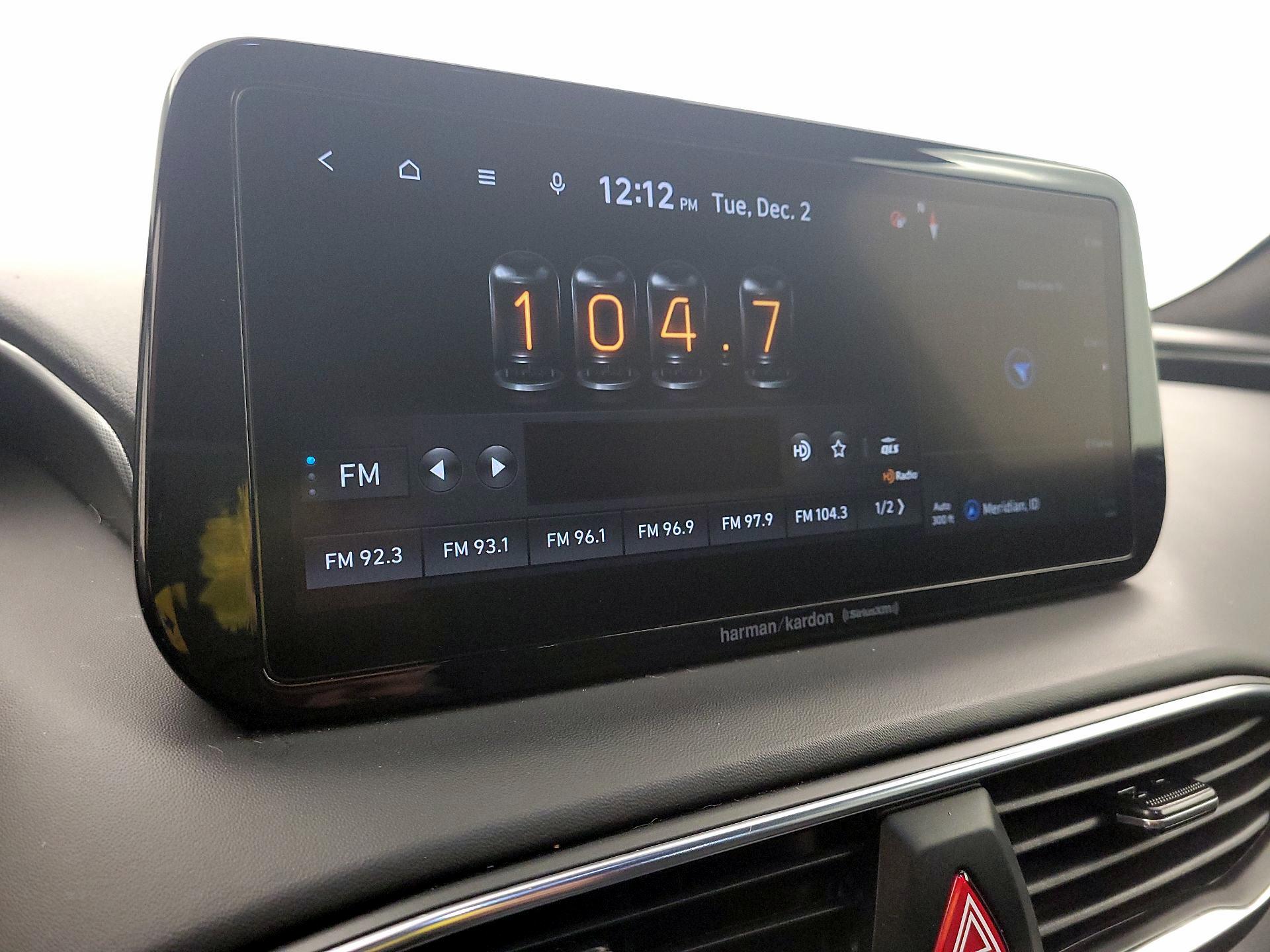 Thumbnail: 2022 Hyundai Santa Fe - 16