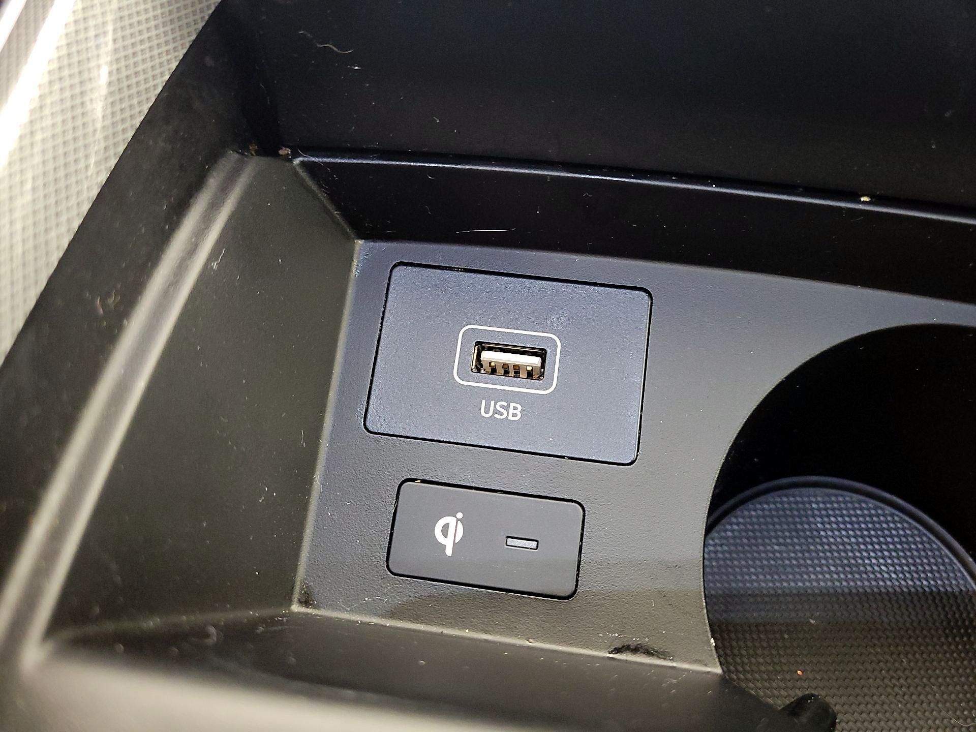 Thumbnail: 2022 Hyundai Santa Fe - 19