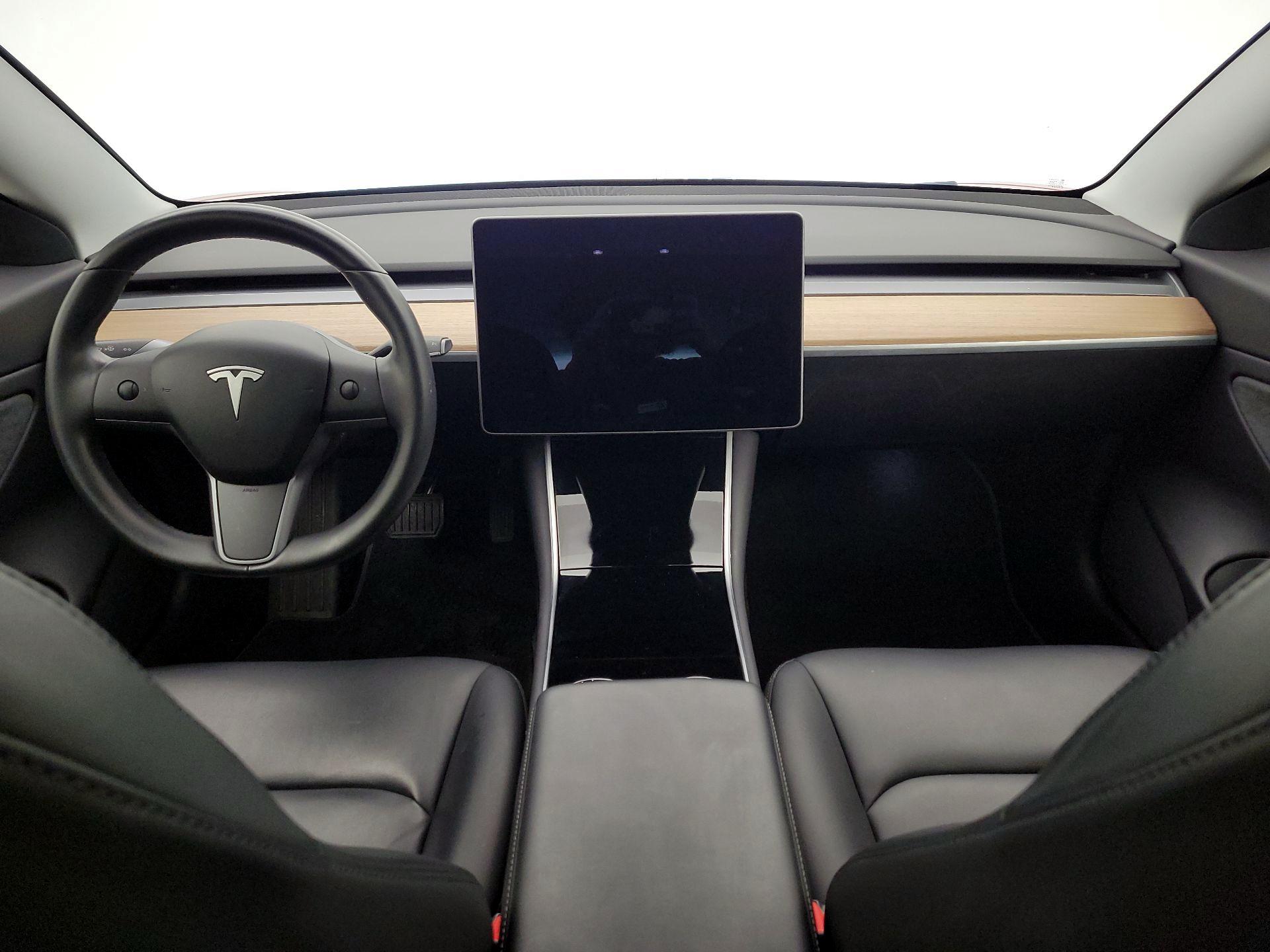 Thumbnail: 2019 Tesla Model 3 - 9