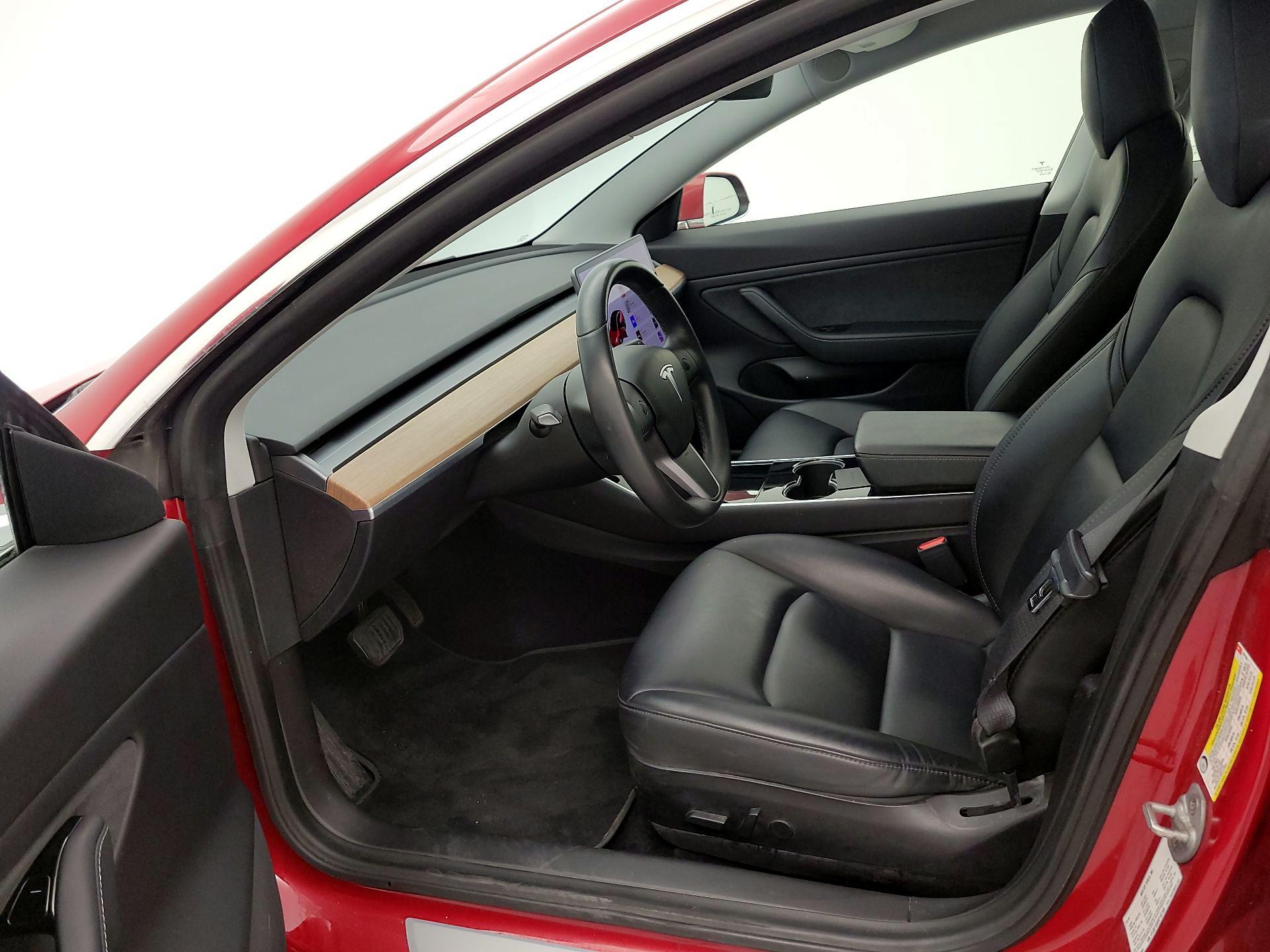 Thumbnail: 2019 Tesla Model 3 - 11