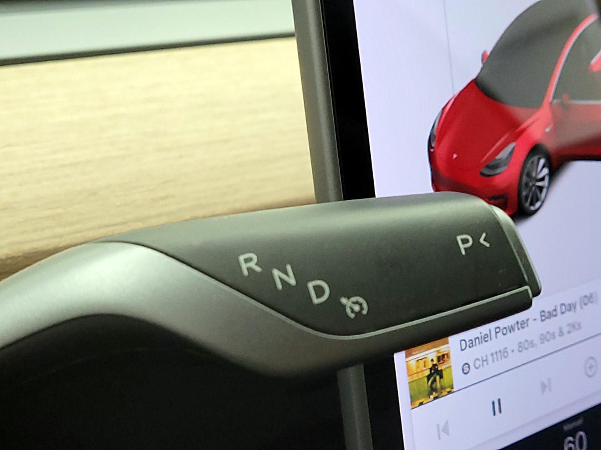 Thumbnail: 2019 Tesla Model 3 - 17