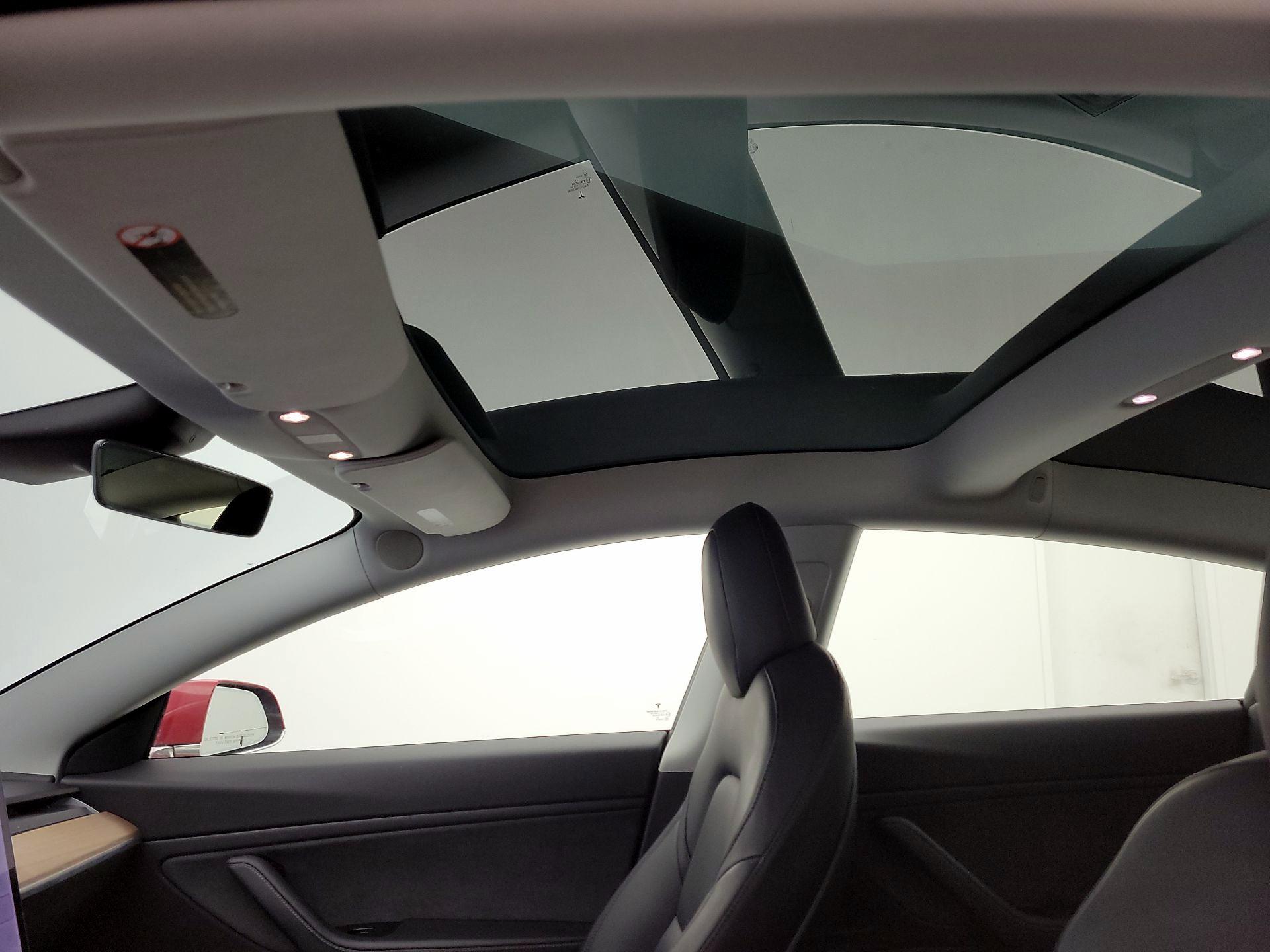 Thumbnail: 2019 Tesla Model 3 - 18