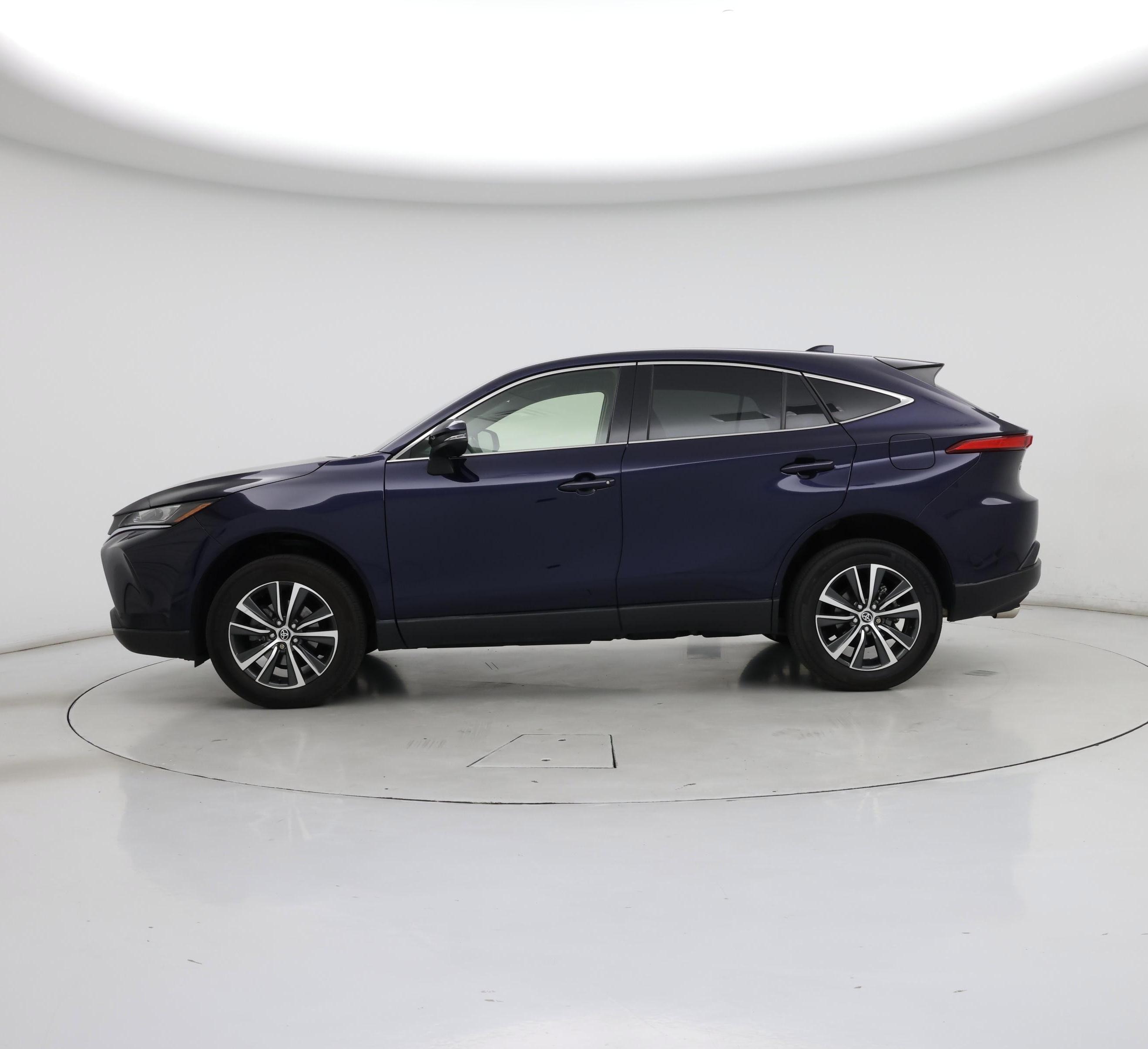 Thumbnail: 2022 Toyota Venza - 3
