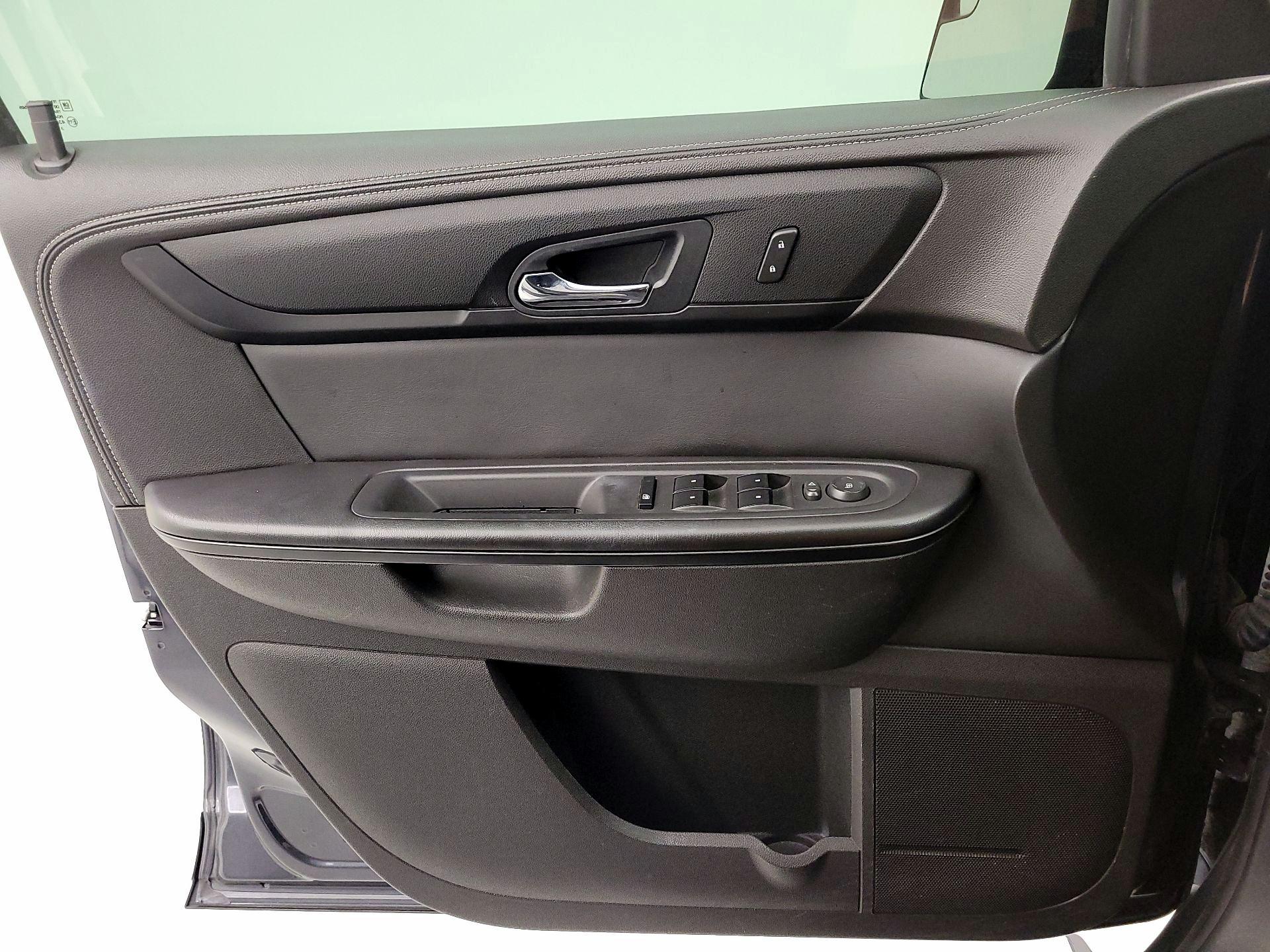 Thumbnail: 2014 GMC Acadia - 12