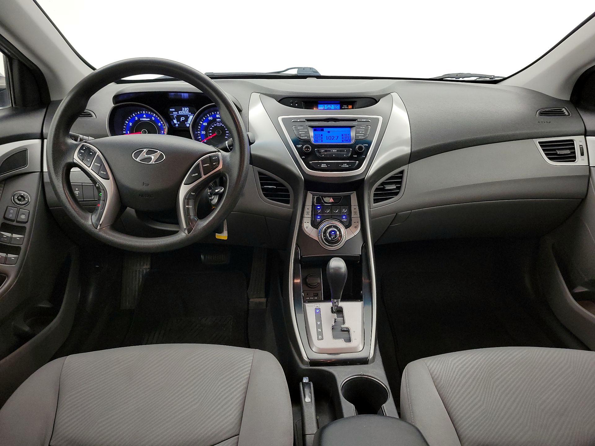 Thumbnail: 2013 Hyundai Elantra - 9