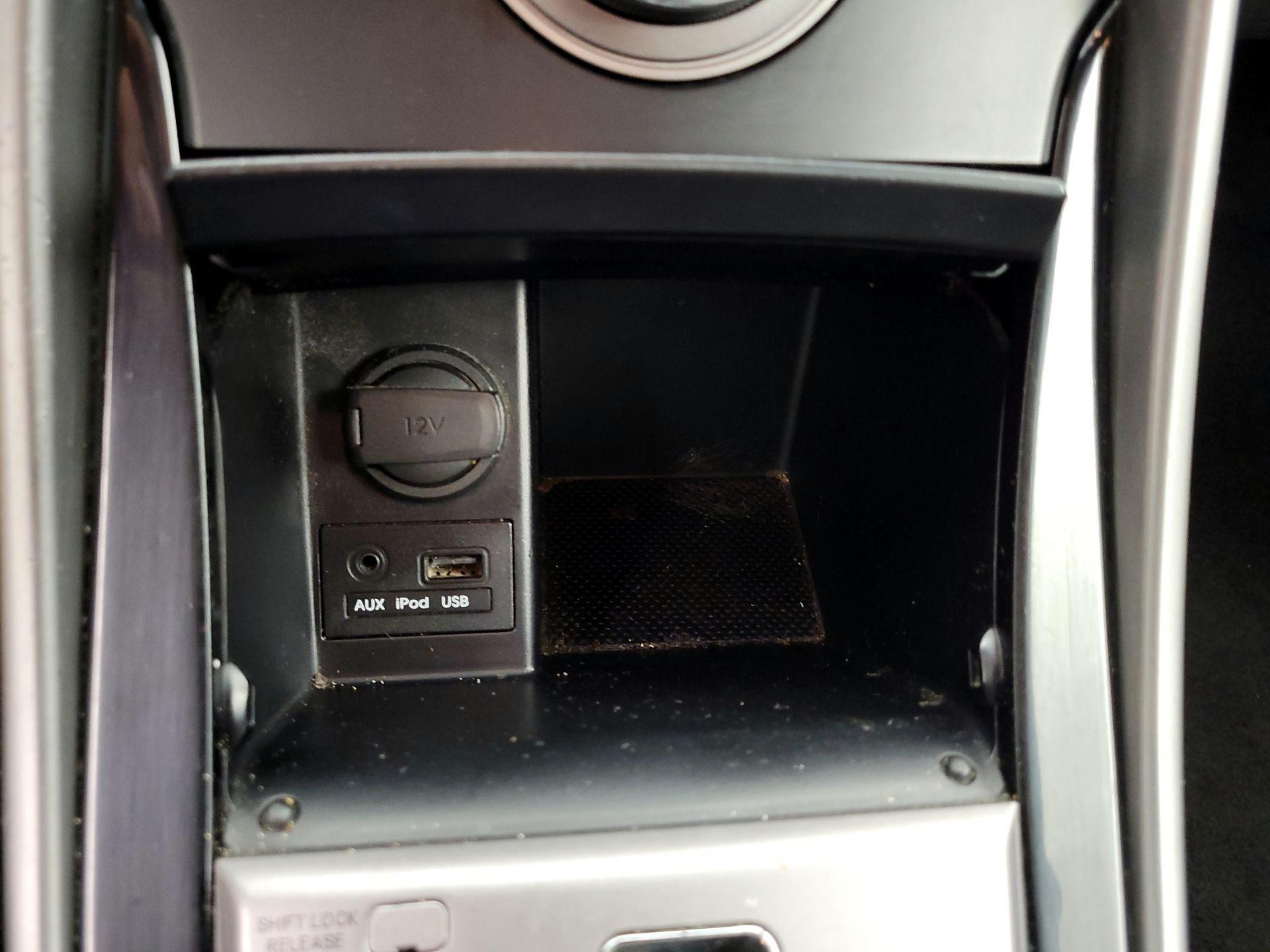 Thumbnail: 2013 Hyundai Elantra - 17