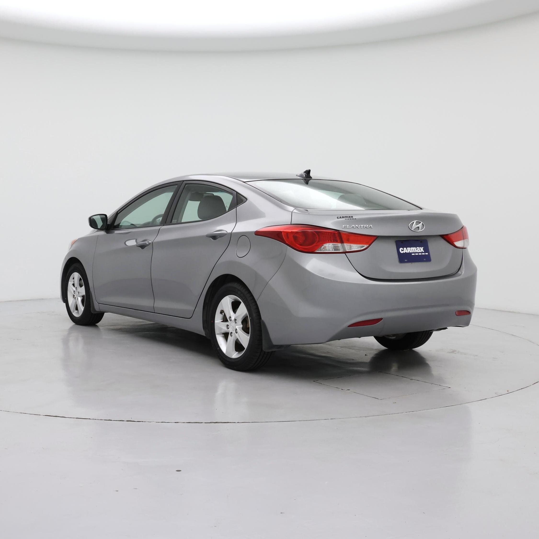 Thumbnail: 2013 Hyundai Elantra - 2