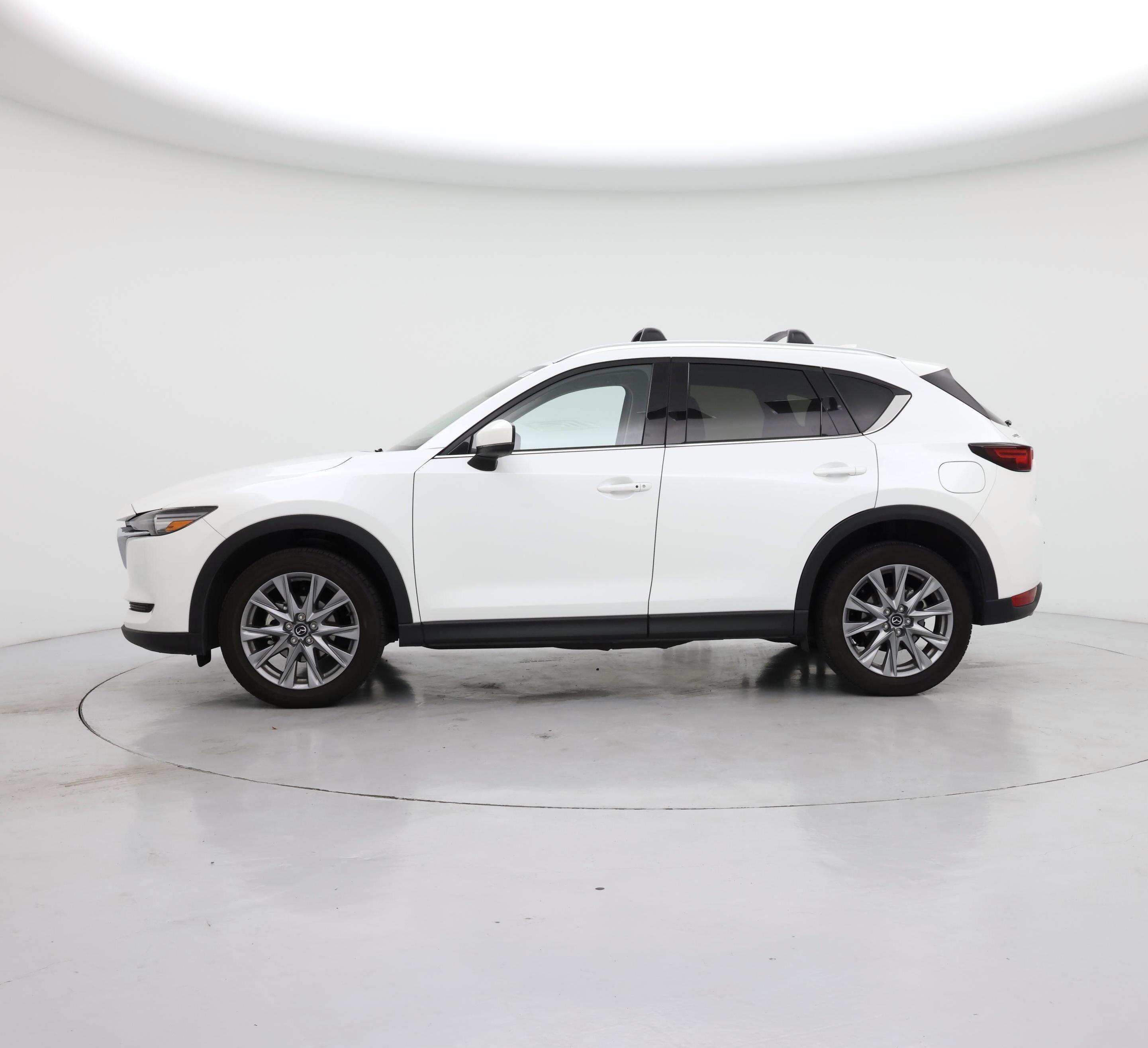 Thumbnail: 2021 Mazda CX-5 - 3