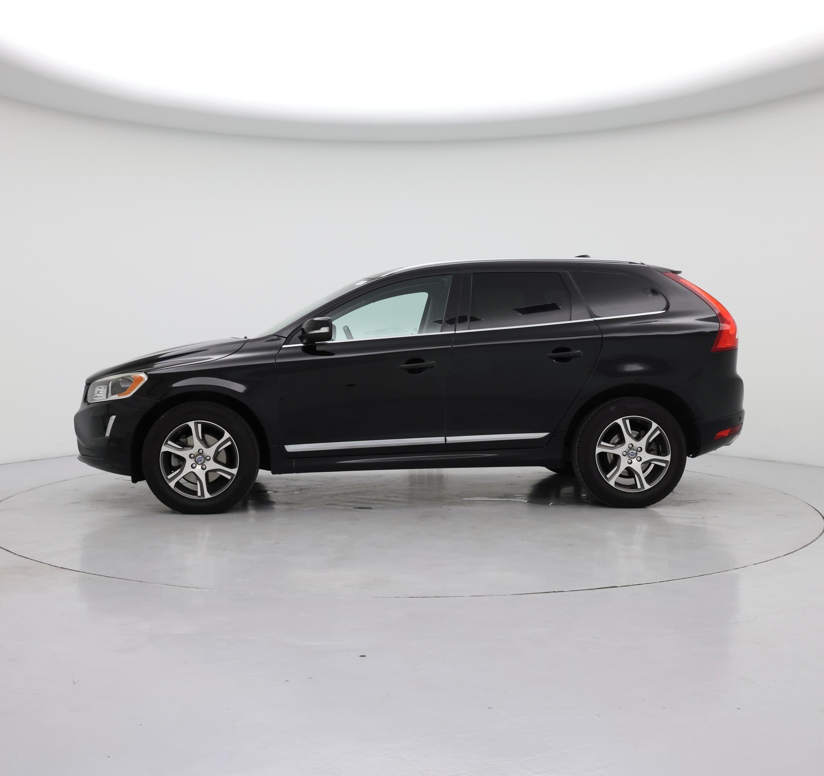 Thumbnail: 2017 Volvo XC60 - 3