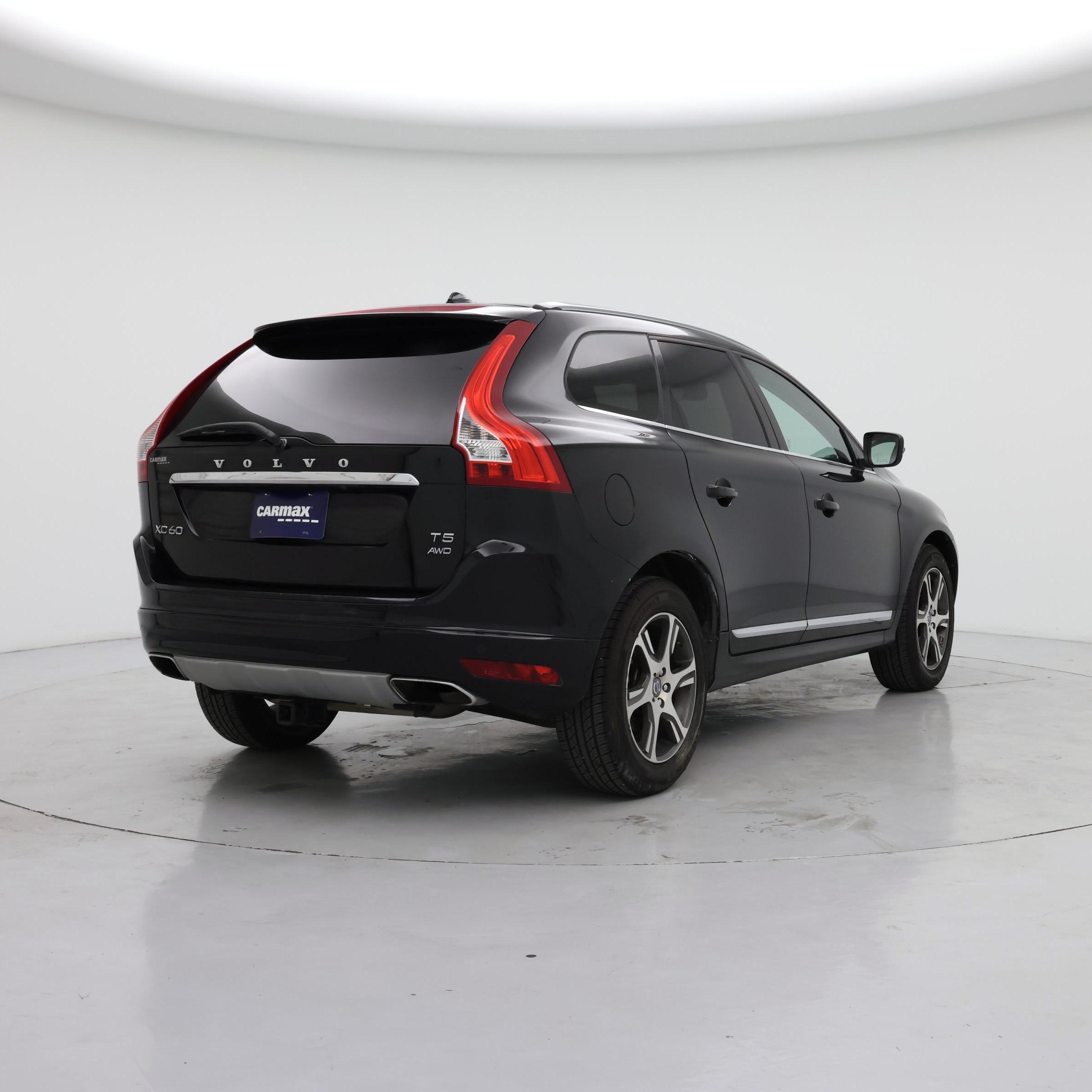 Thumbnail: 2017 Volvo XC60 - 8