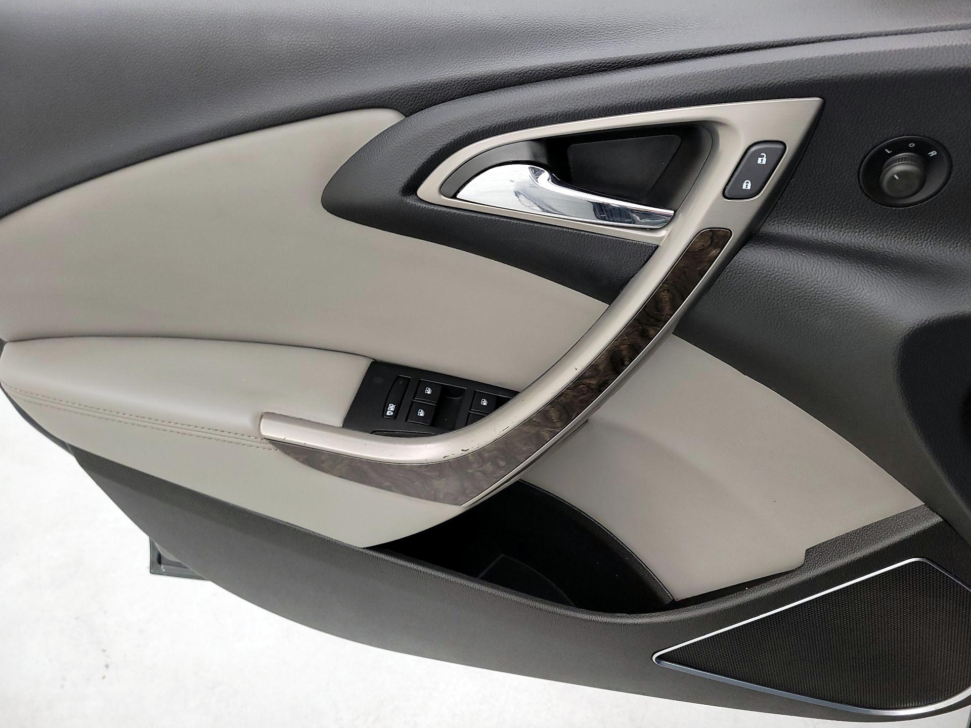 Thumbnail: 2014 Buick Verano - 12