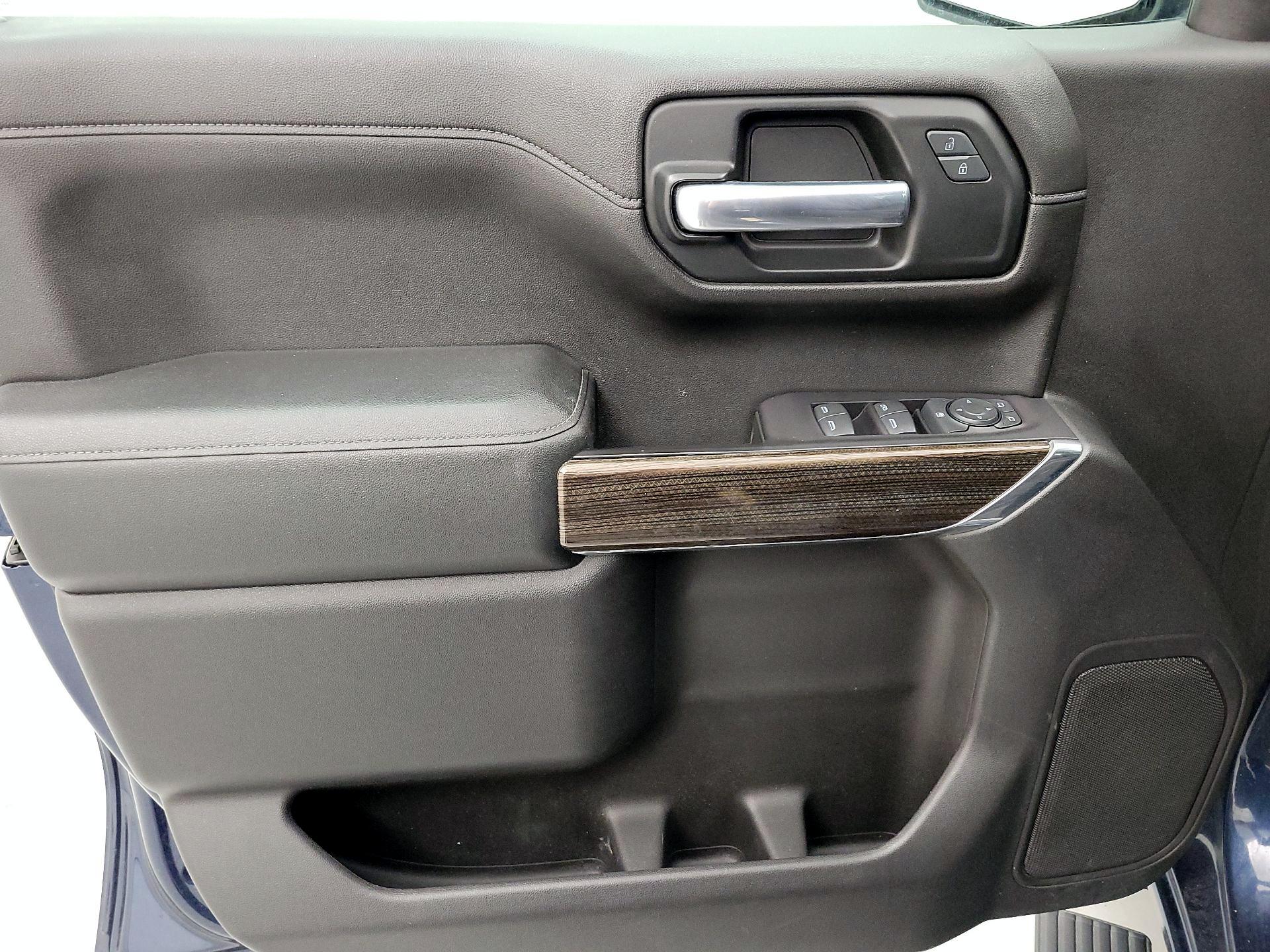 Thumbnail: 2019 Chevrolet Silverado 1500 - 12