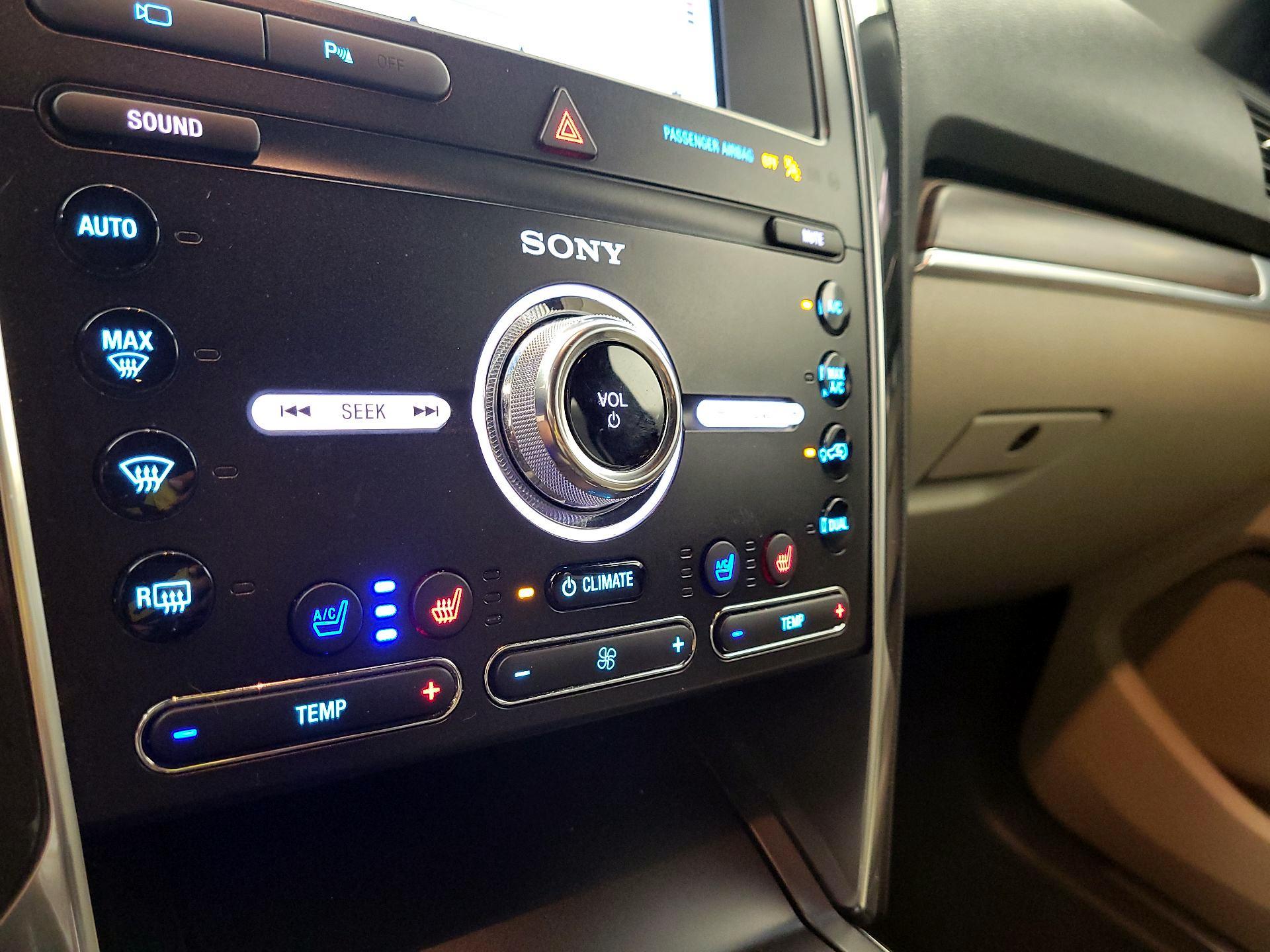 Thumbnail: 2019 Ford Explorer - 17