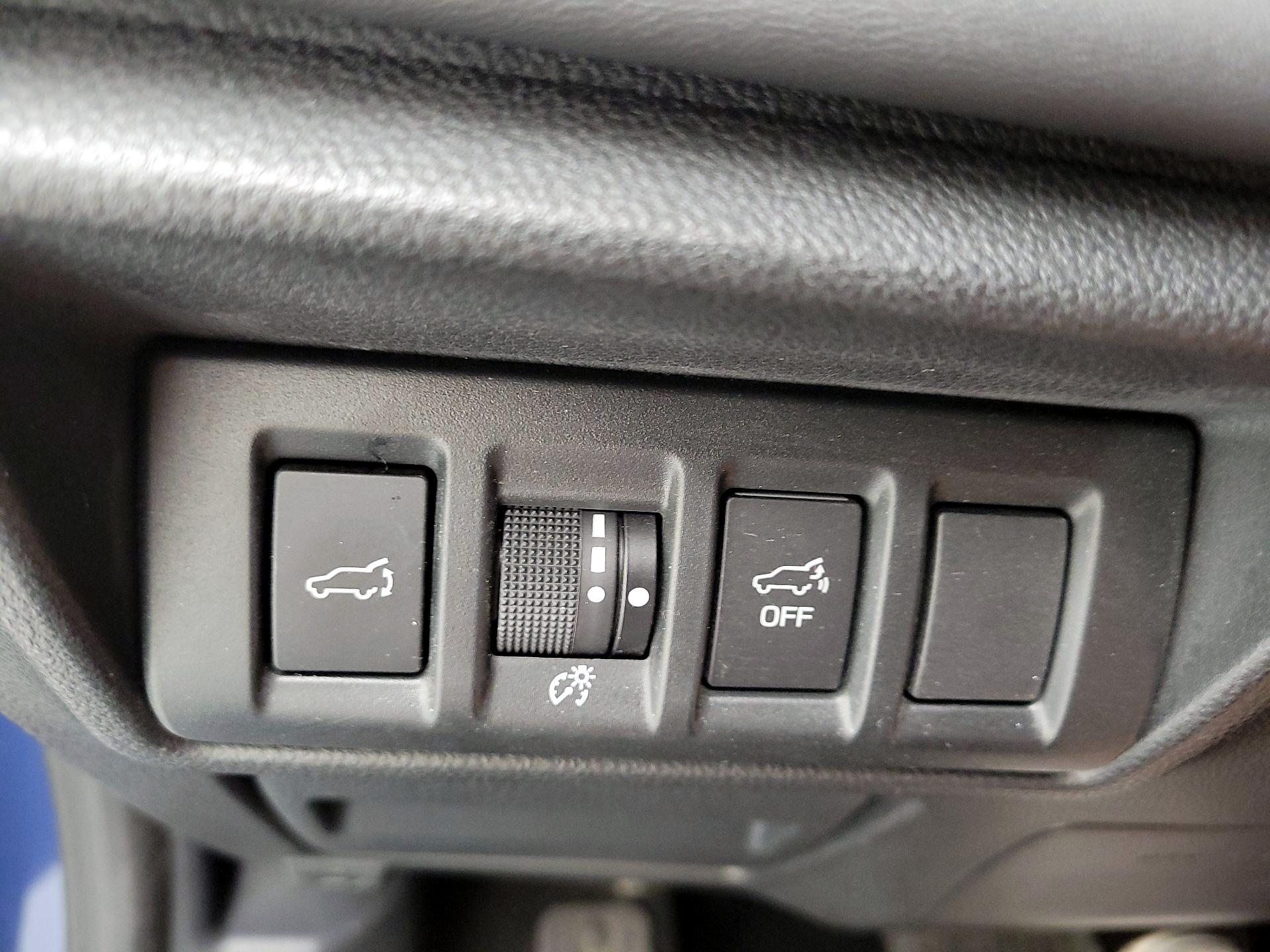 Thumbnail: 2020 Subaru Outback - 13