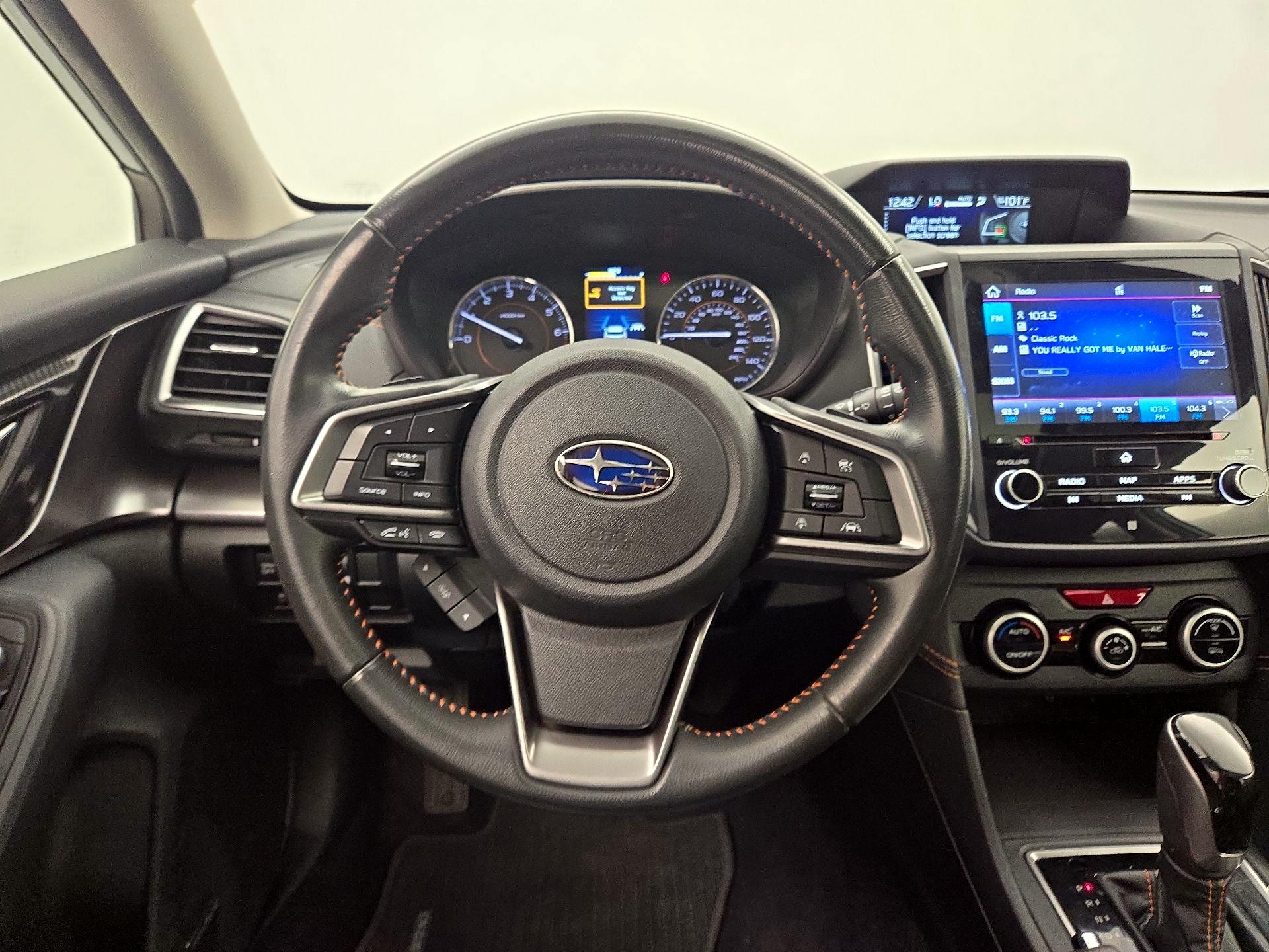 Thumbnail: 2019 Subaru Crosstrek - 10