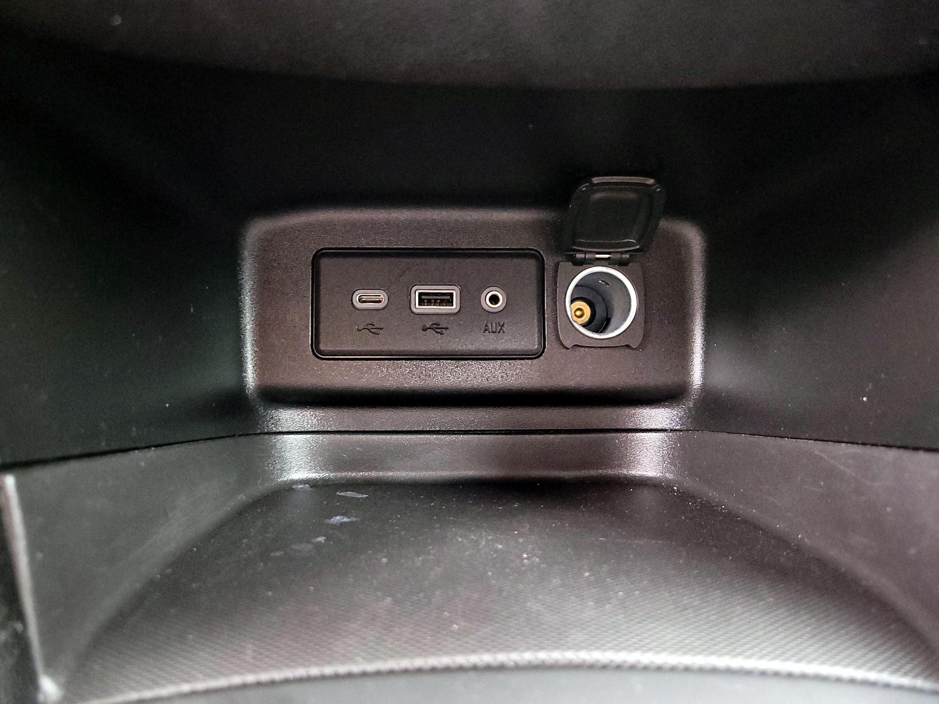 Thumbnail: 2021 Chevrolet Equinox - 18
