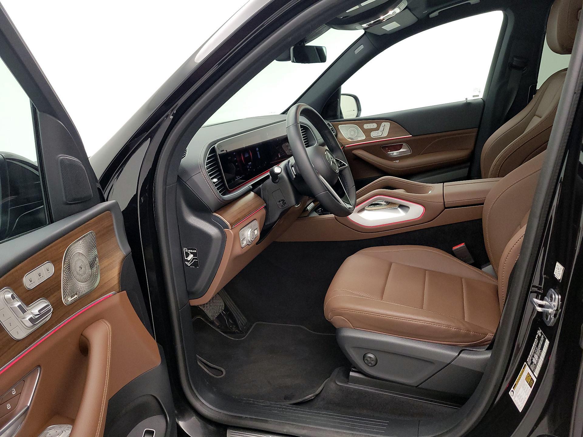 Thumbnail: 2024 Mercedes-Benz GLS - 11