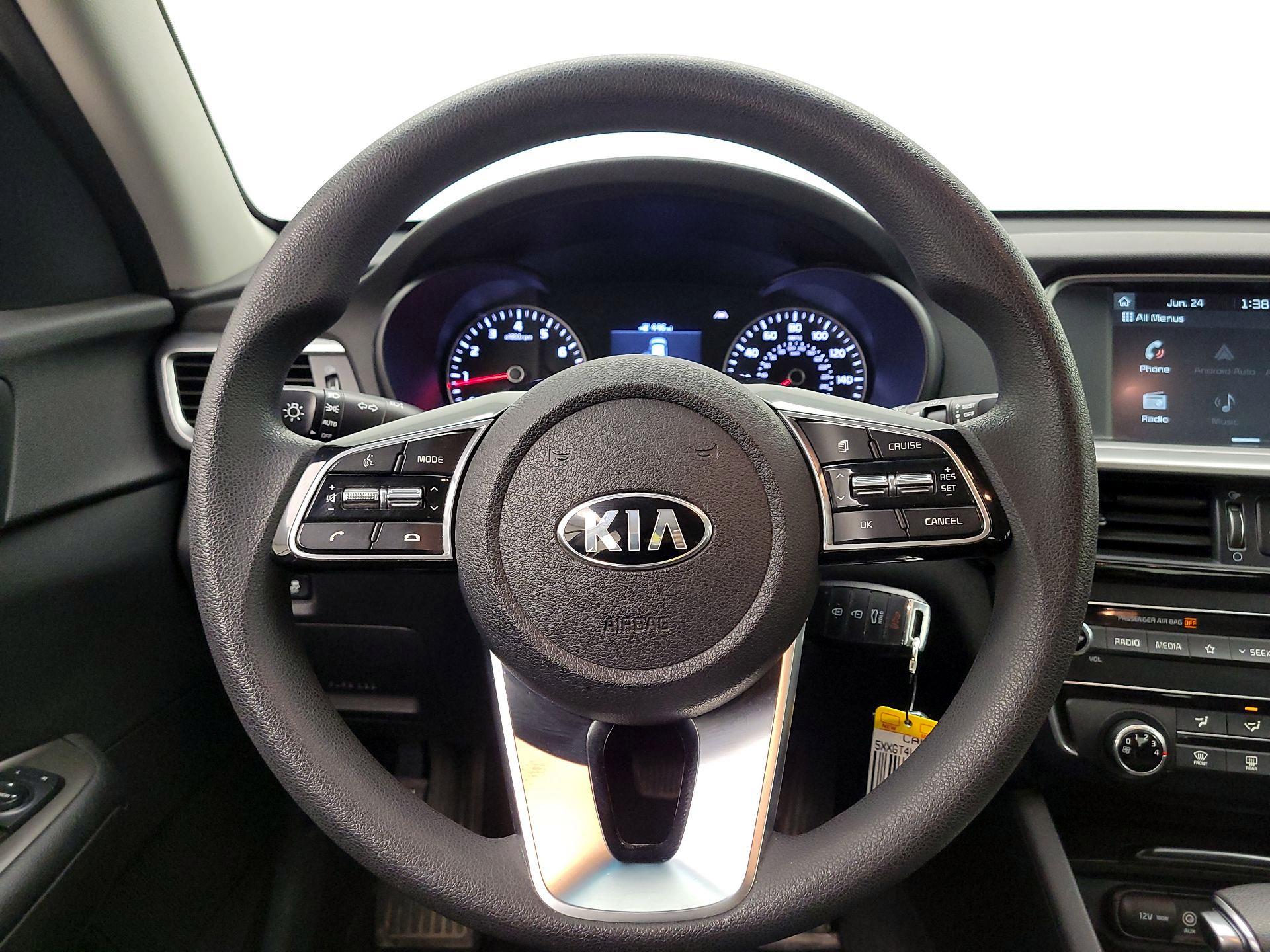 Thumbnail: 2020 Kia Optima - 10