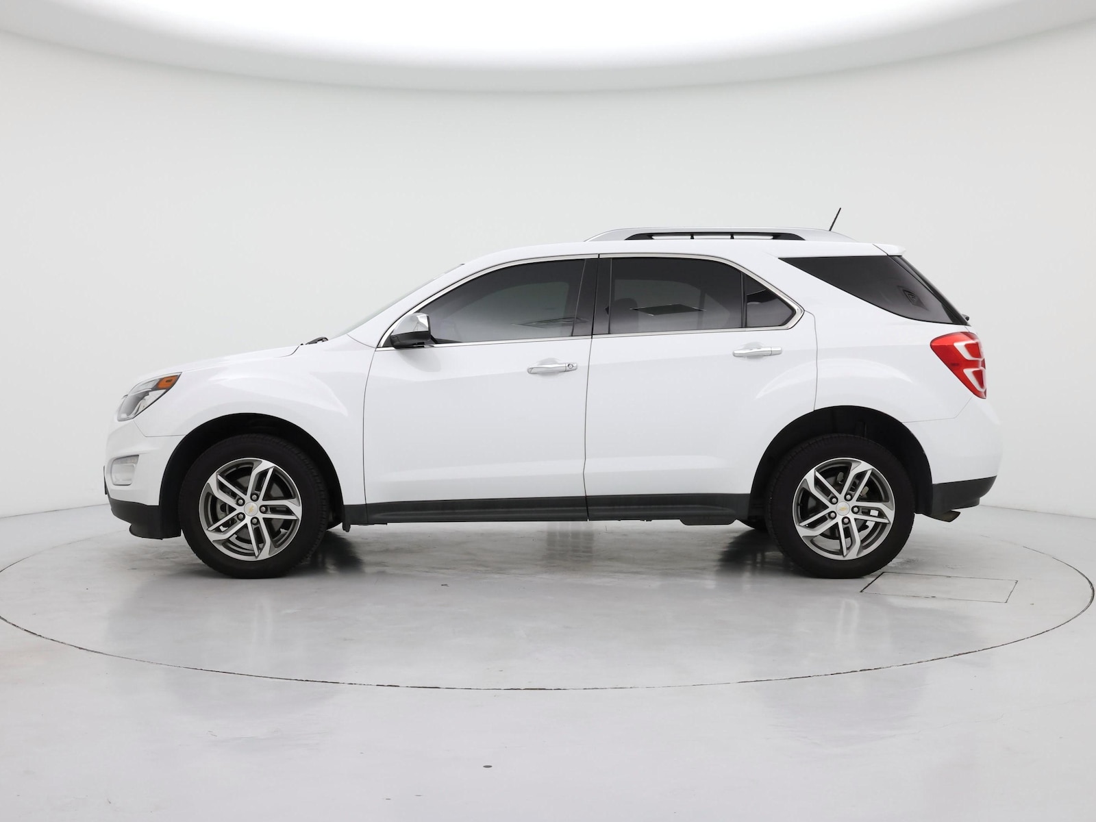 Image 4 of 2017 Chevrolet Equinox Premier