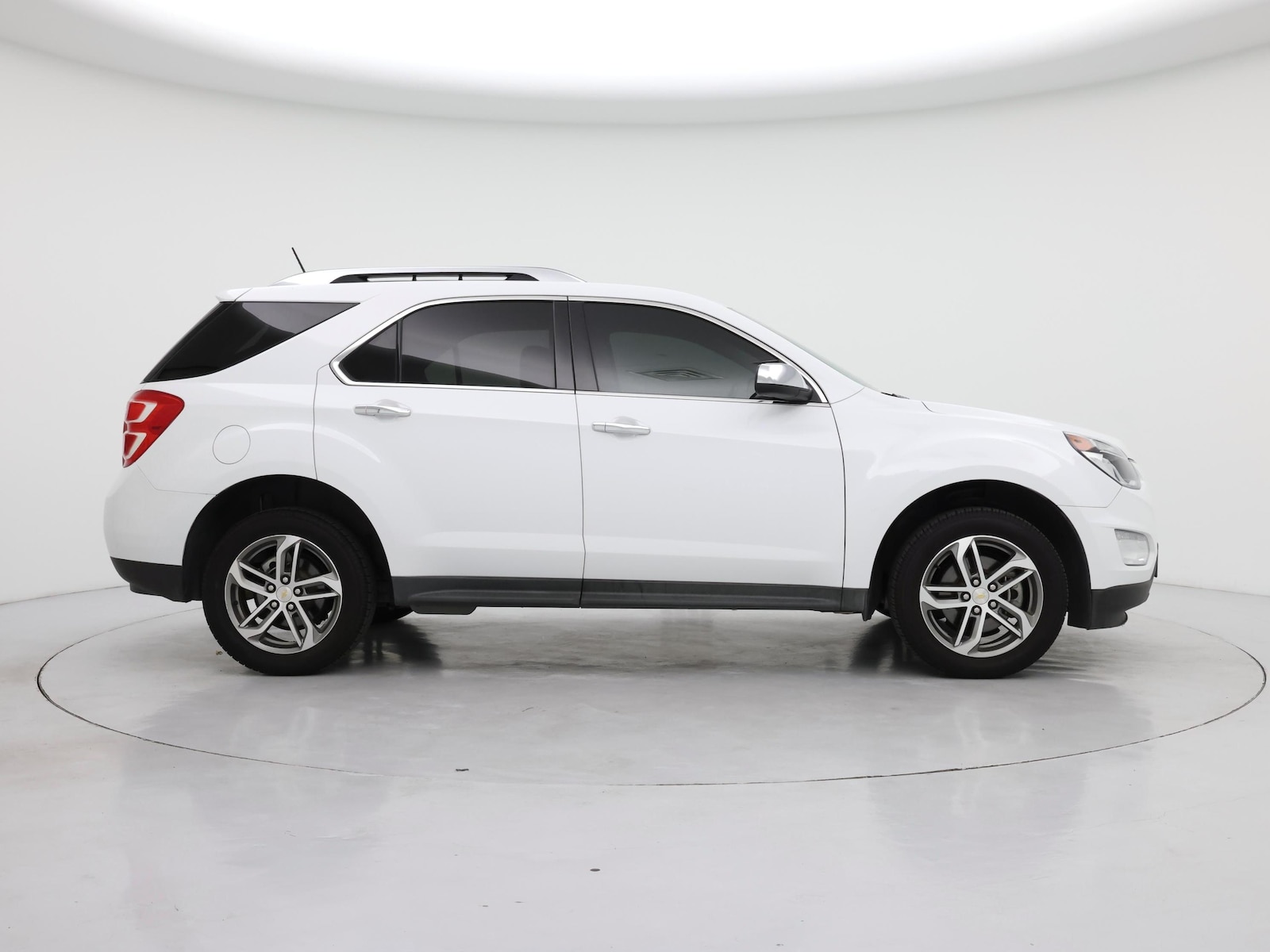 Image 8 of 2017 Chevrolet Equinox Premier