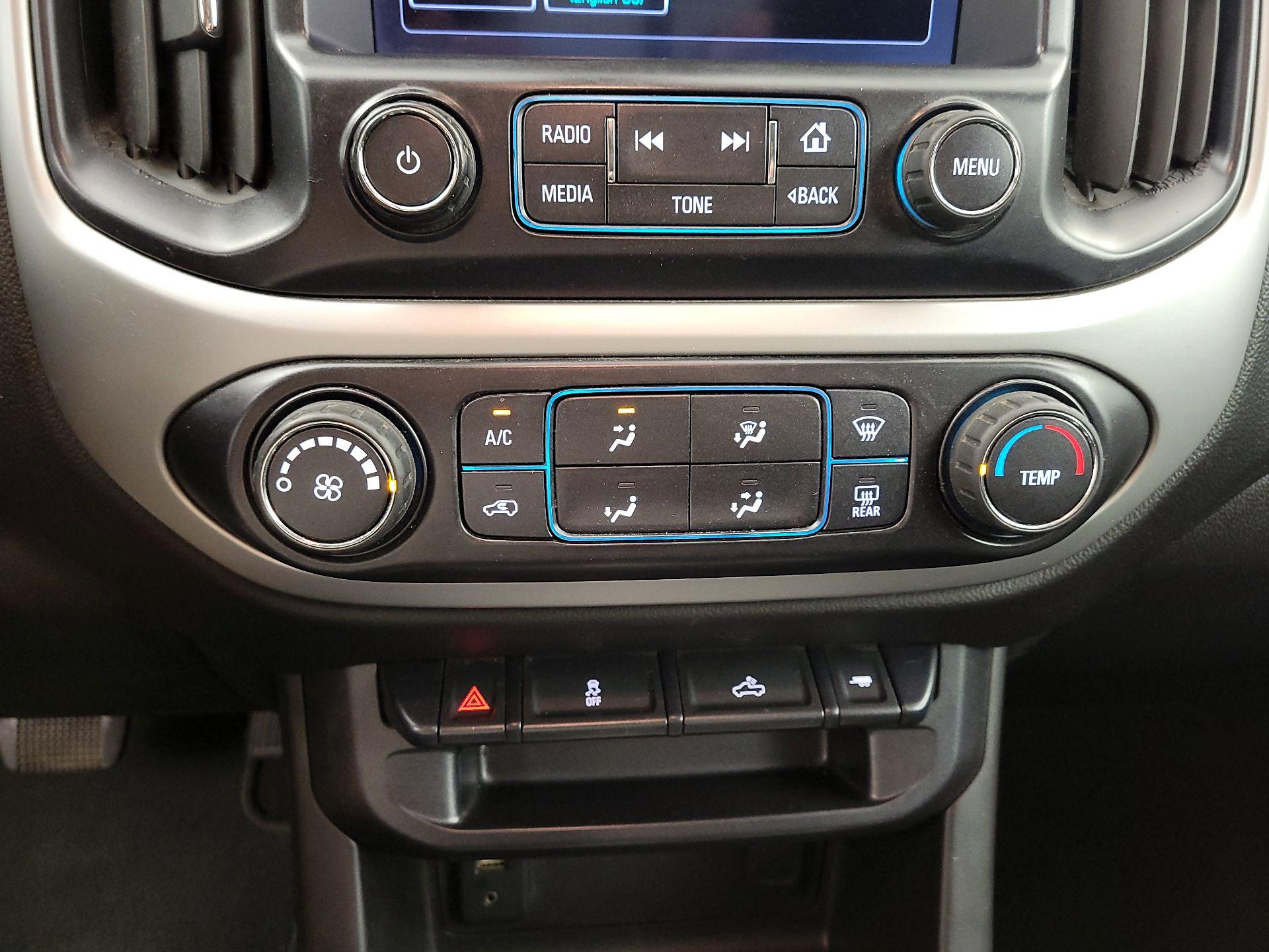 Thumbnail: 2015 Chevrolet Colorado - 15