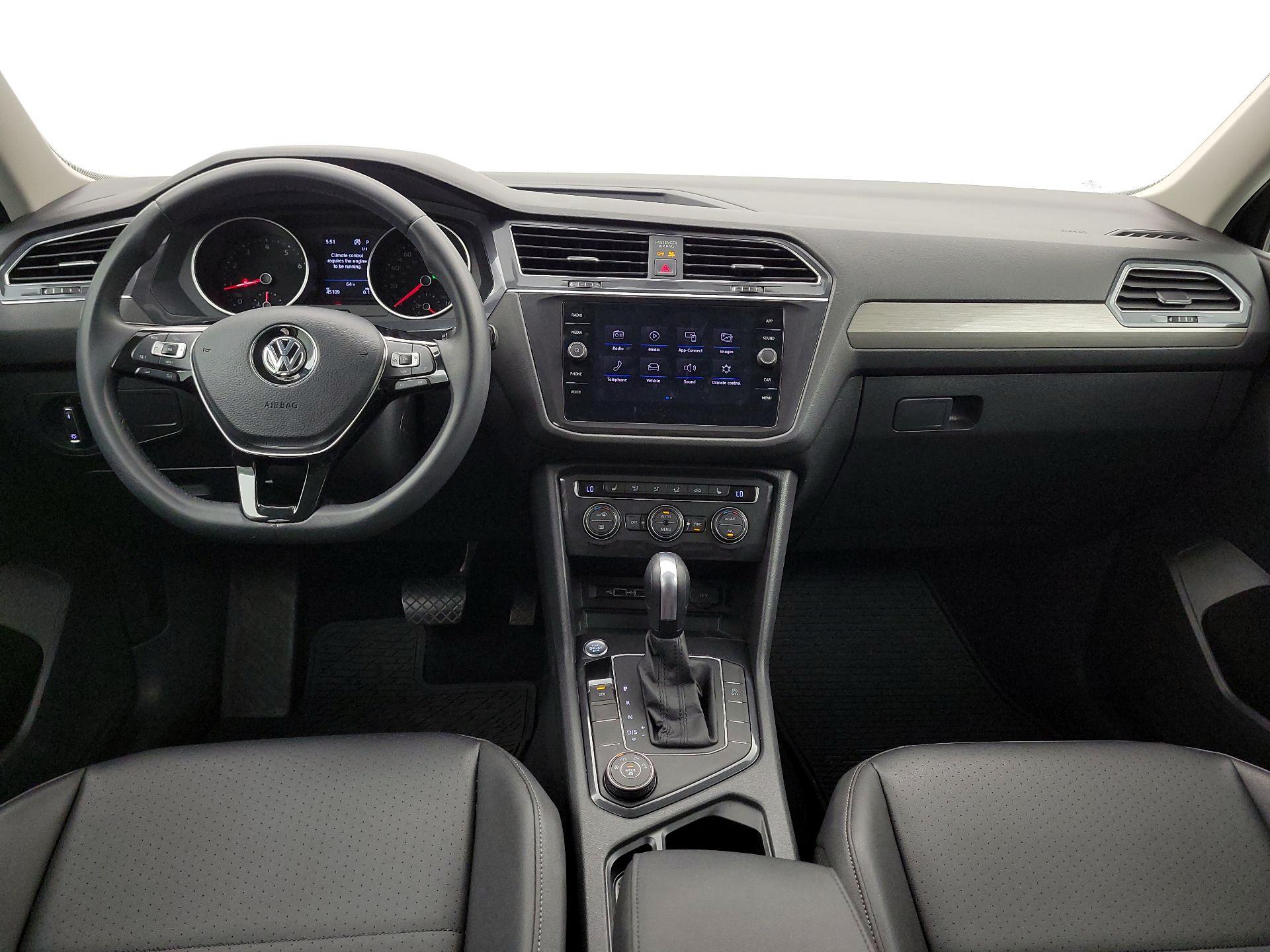 Thumbnail: 2020 Volkswagen Tiguan - 9