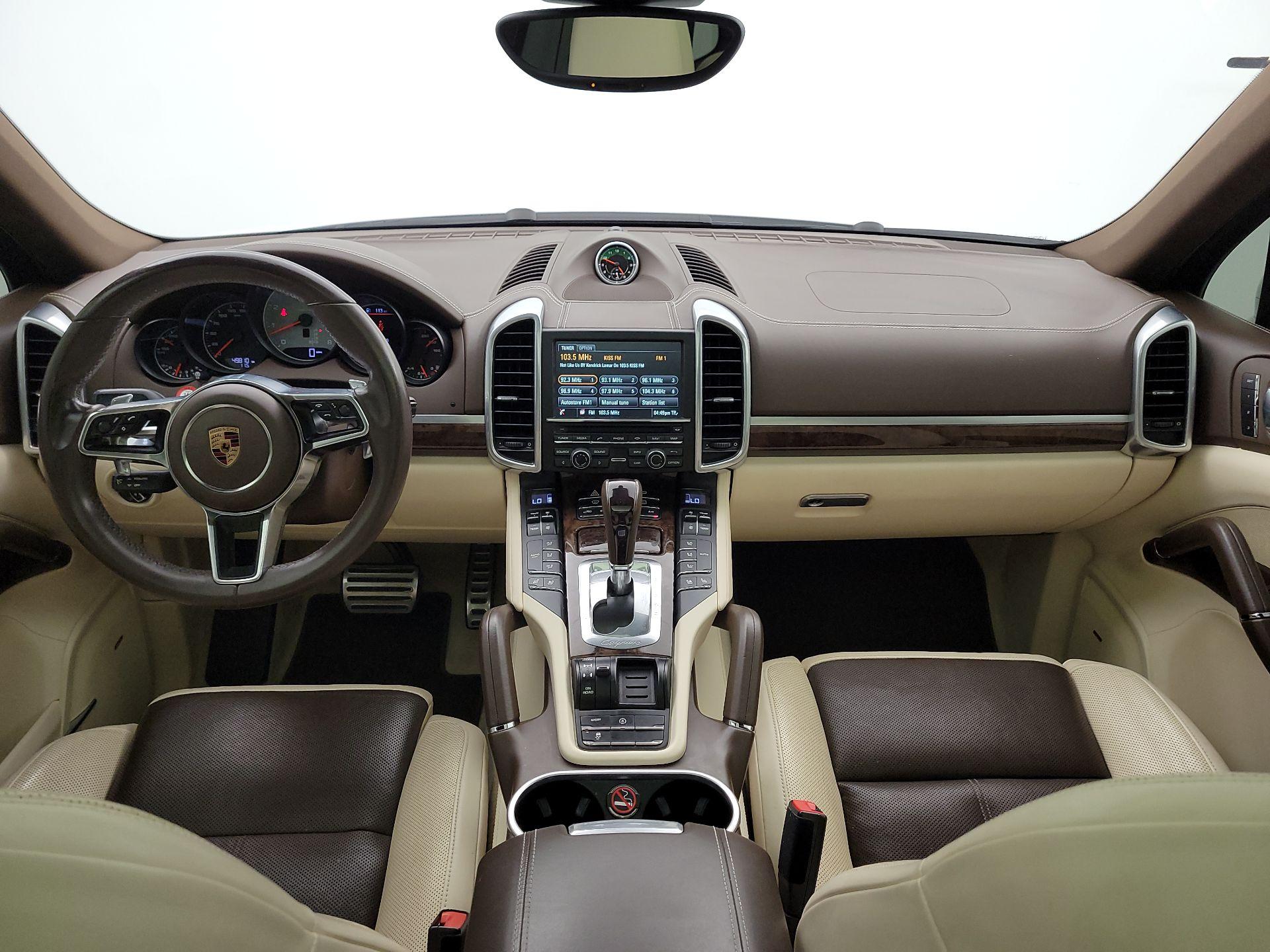 Thumbnail: 2016 Porsche Cayenne - 9