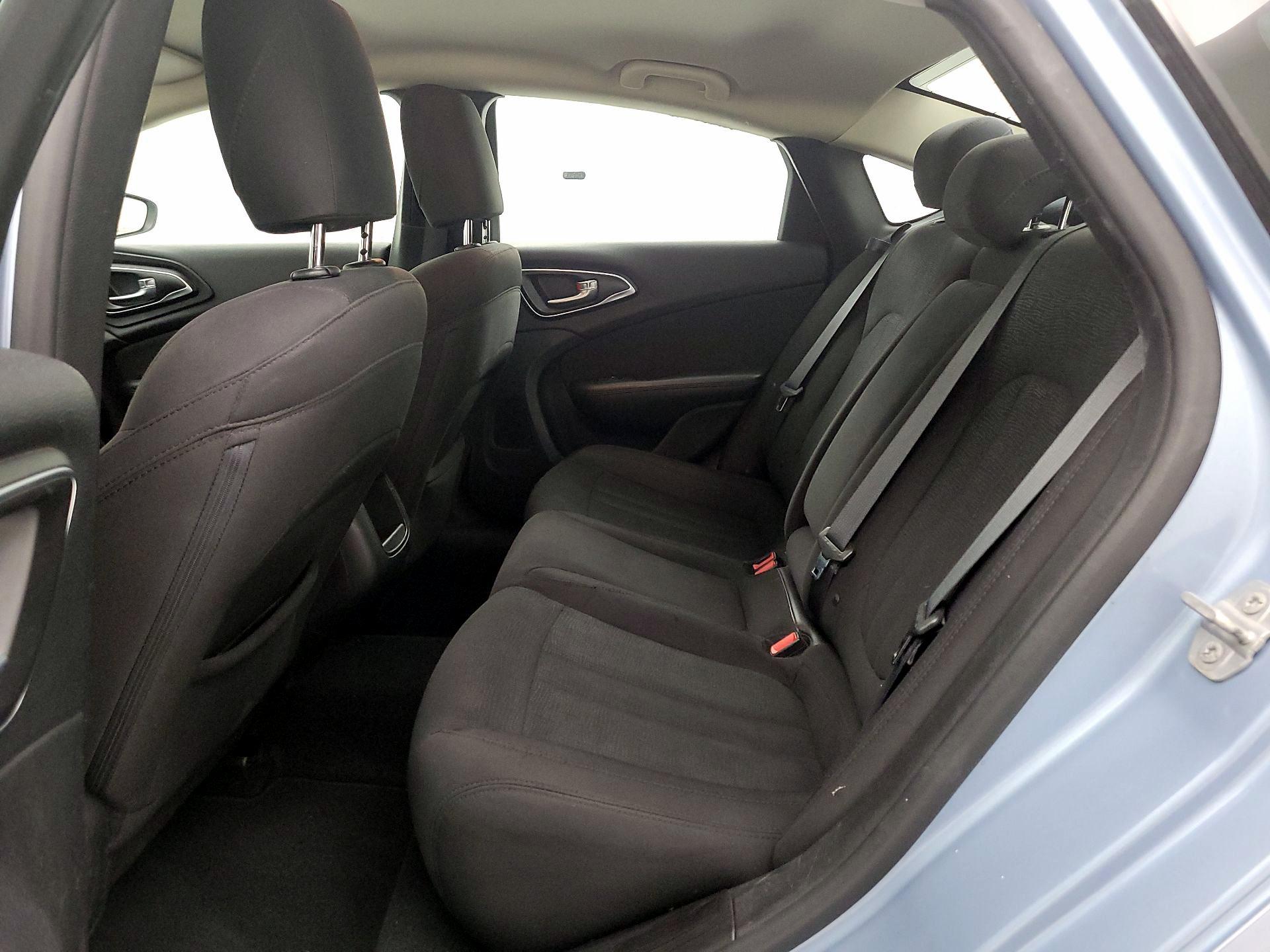 Thumbnail: 2015 Chrysler 200 - 19
