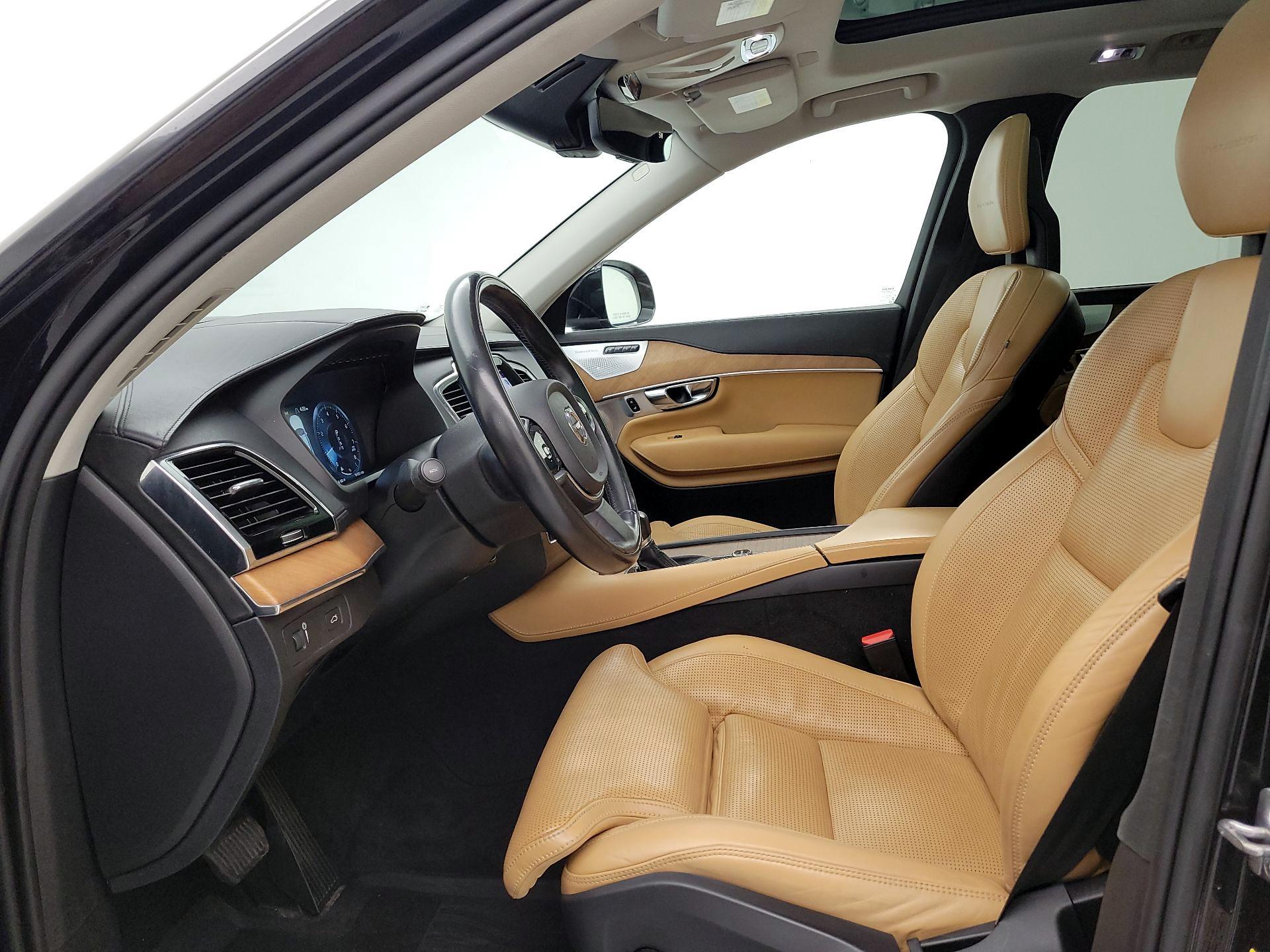 Thumbnail: 2016 Volvo XC90 - 11