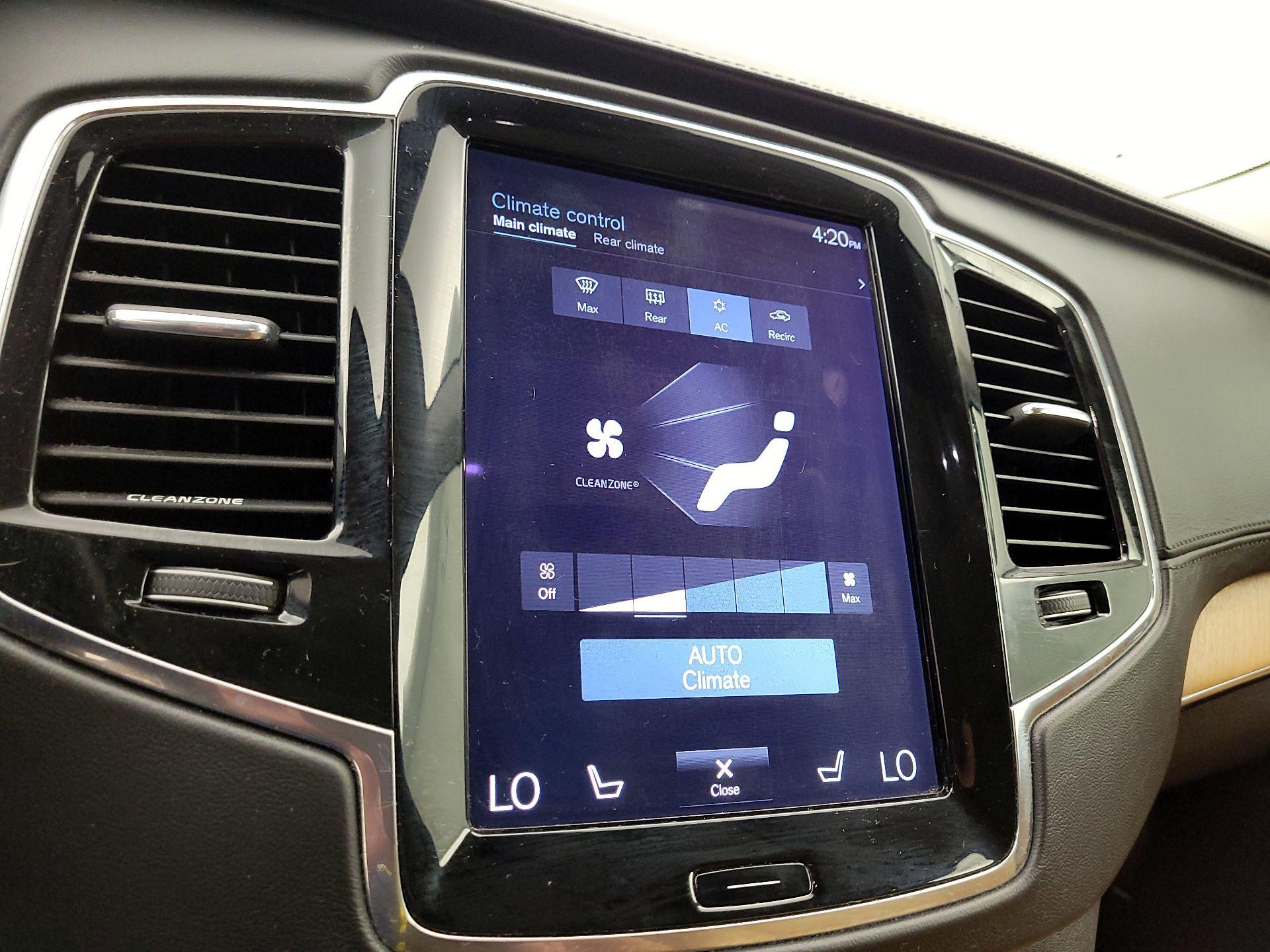 Thumbnail: 2016 Volvo XC90 - 17