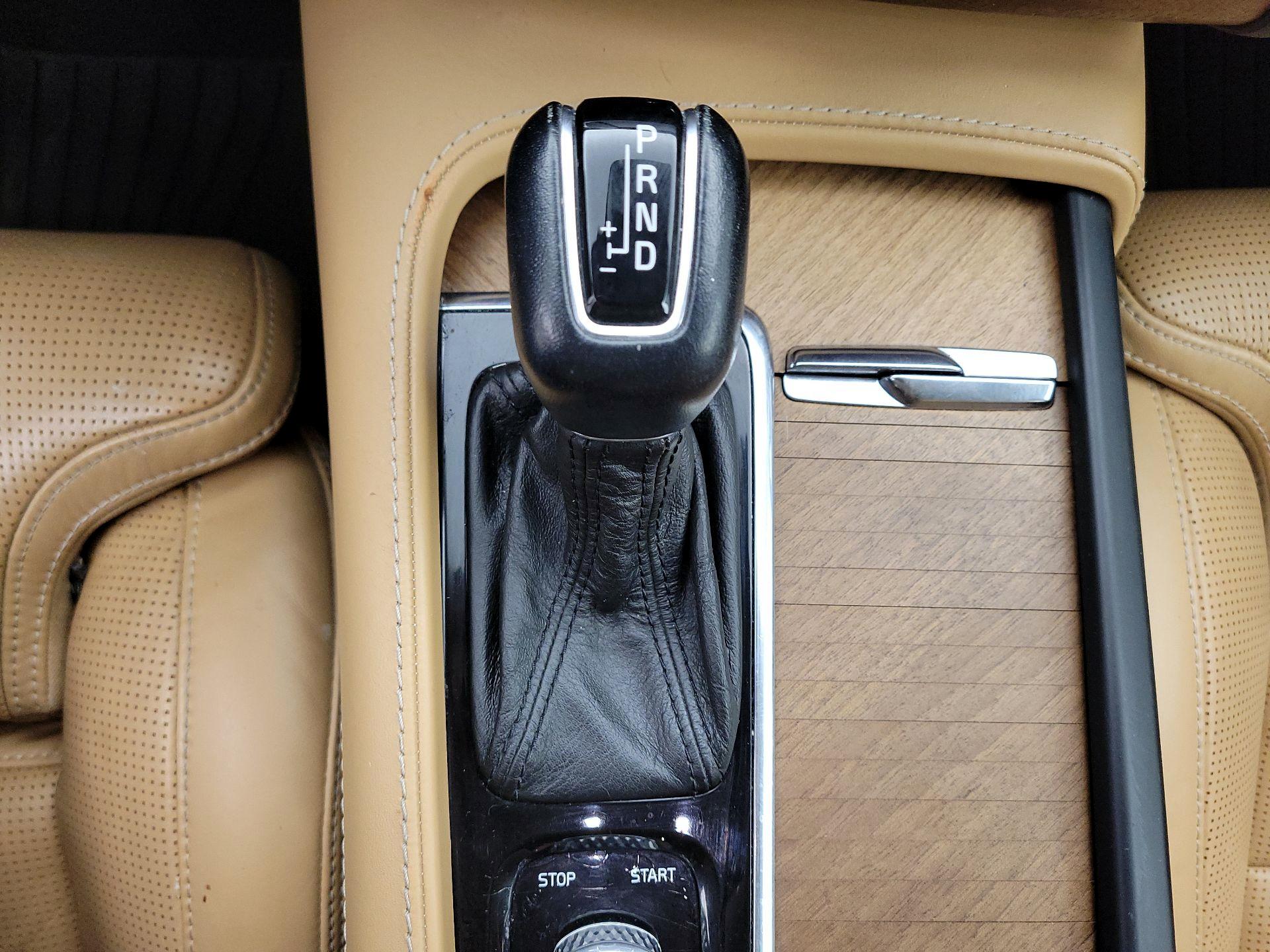 Thumbnail: 2016 Volvo XC90 - 18