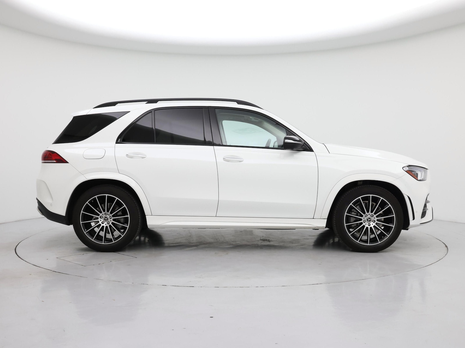 Image 8 of 2021 Mercedes-Benz GLE450