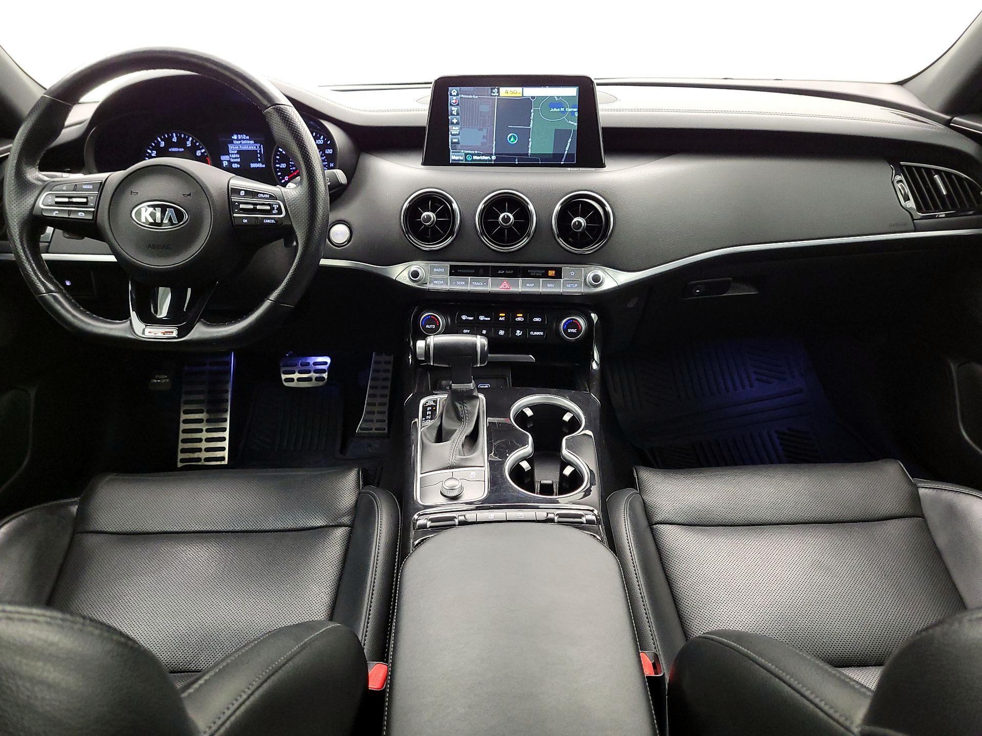 Thumbnail: 2020 Kia Stinger - 9