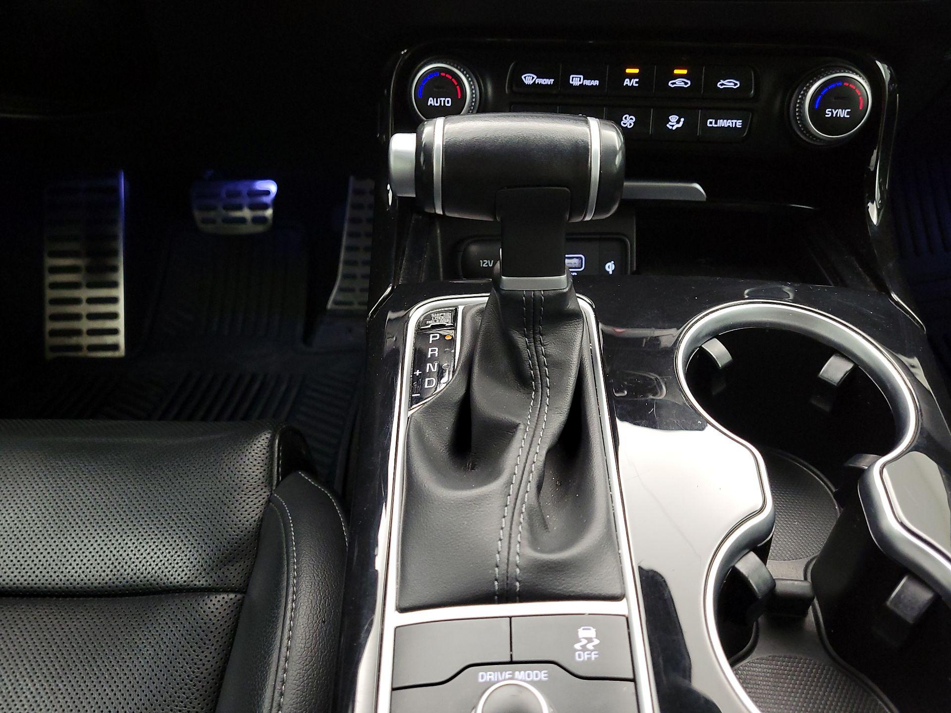 Thumbnail: 2020 Kia Stinger - 18