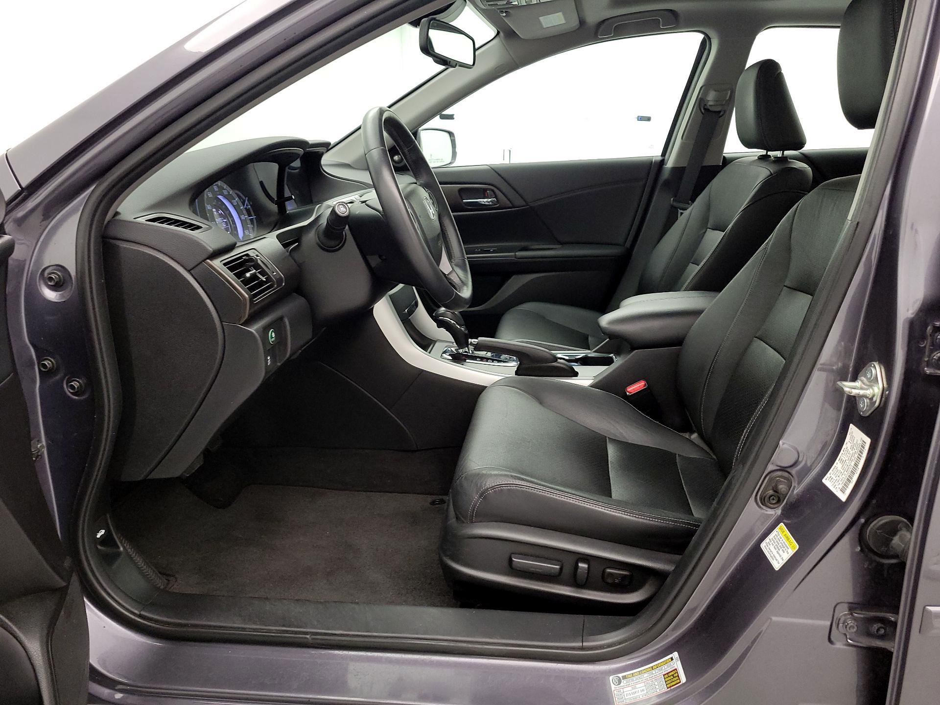 Thumbnail: 2015 Honda Accord - 11