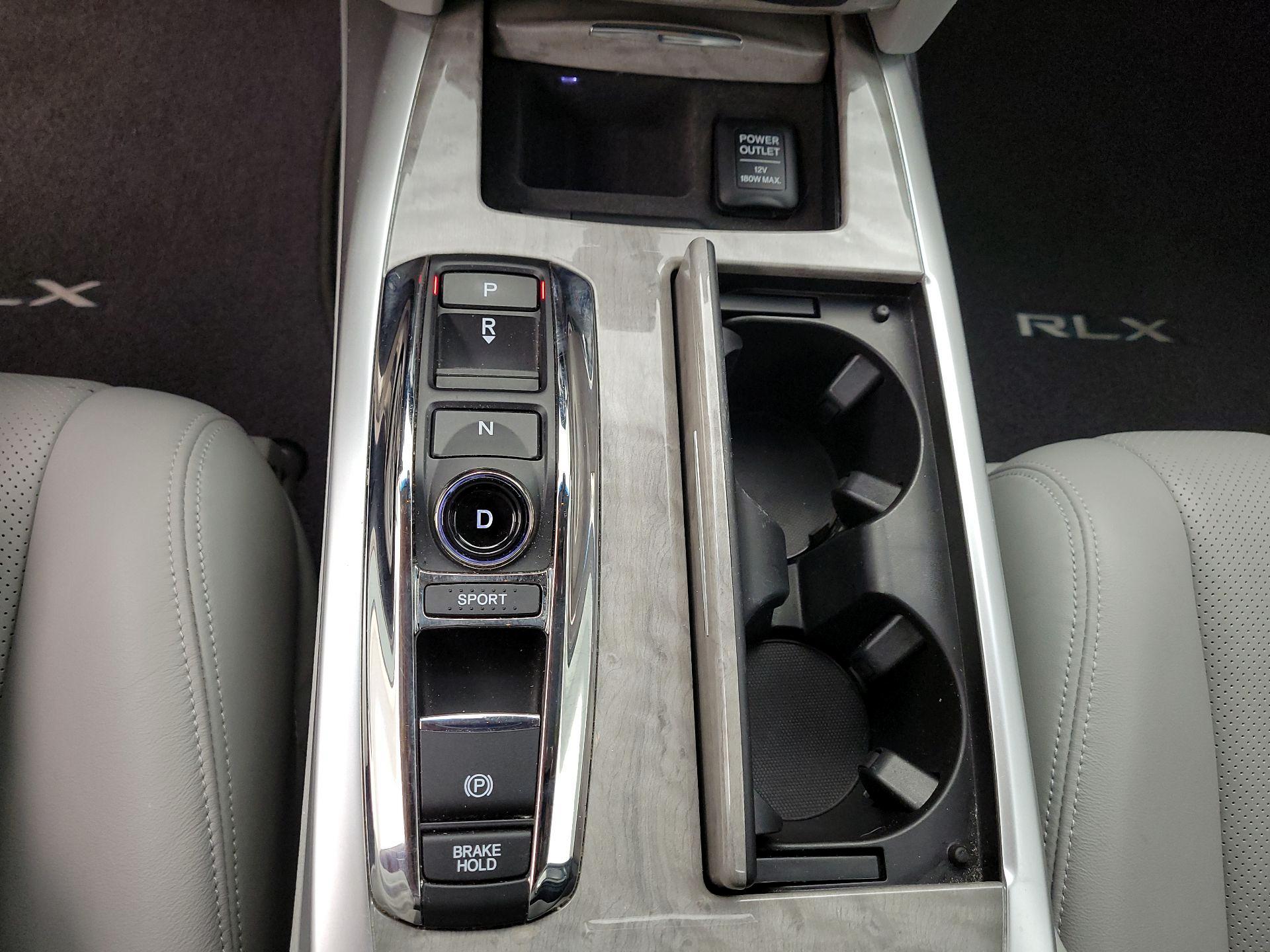 Thumbnail: 2018 Acura RLX - 17