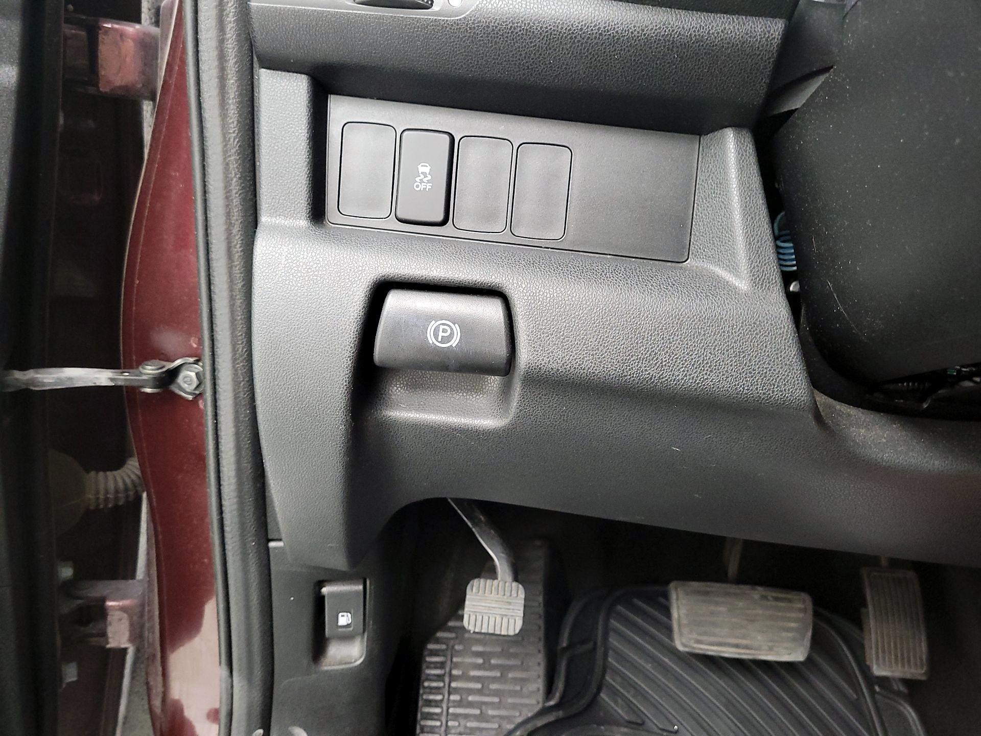 Thumbnail: 2015 Honda Pilot - 13