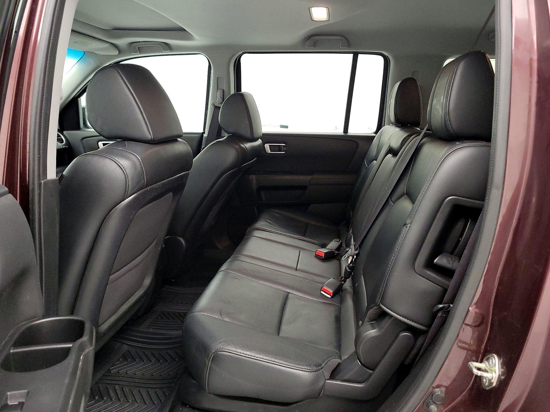 Thumbnail: 2015 Honda Pilot - 20
